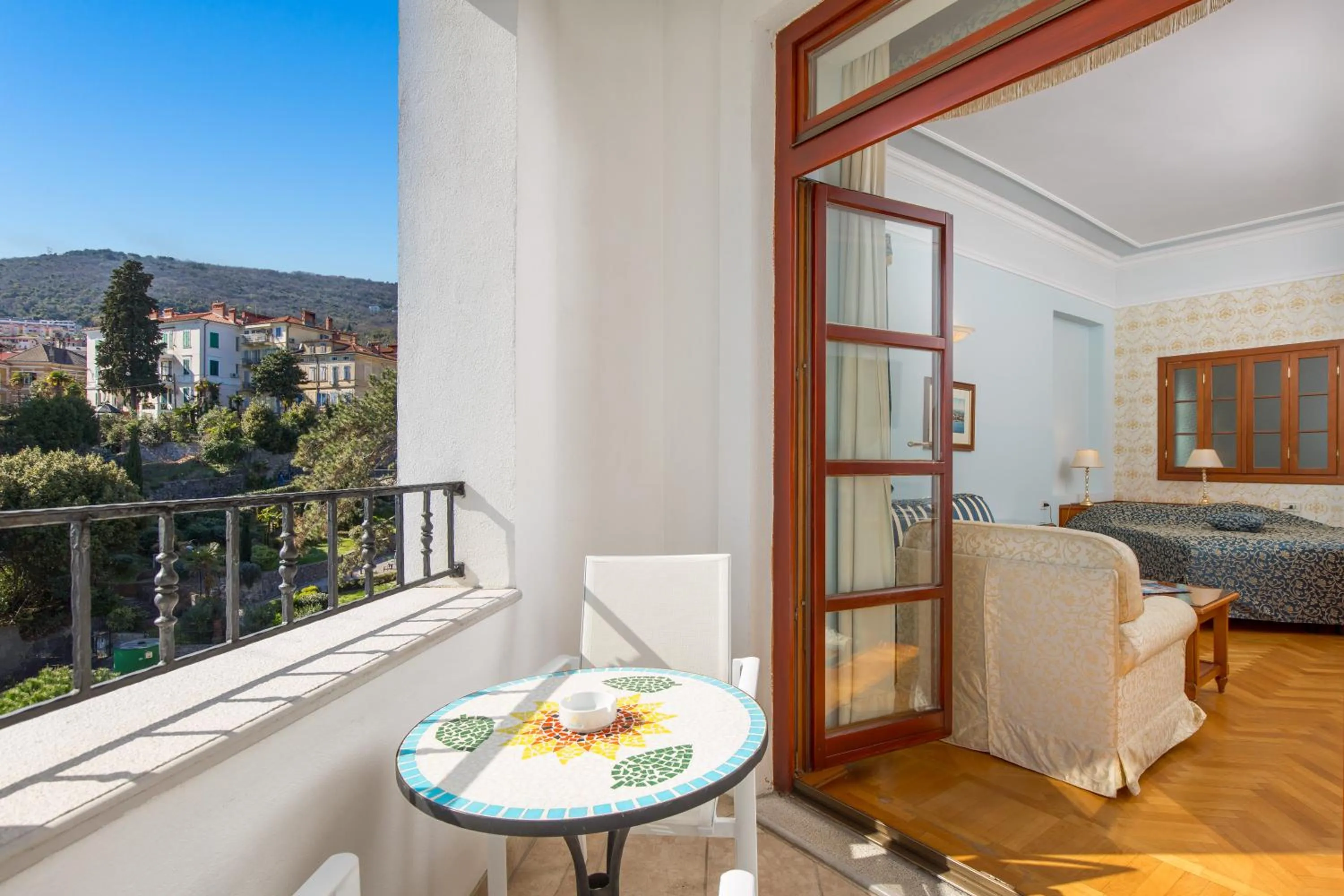 Day in Hotel Miramar