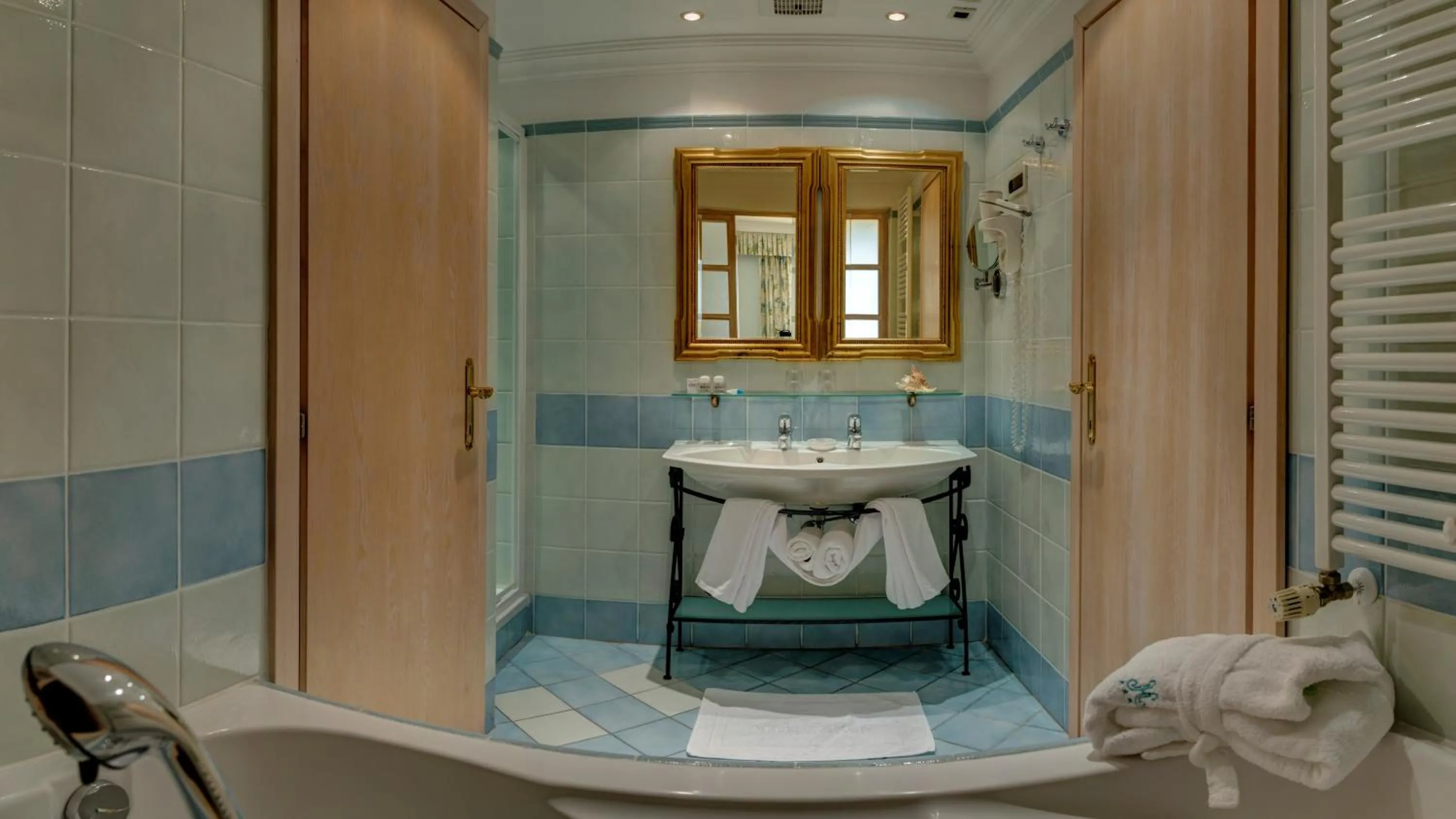 Bathroom in Hotel Miramar