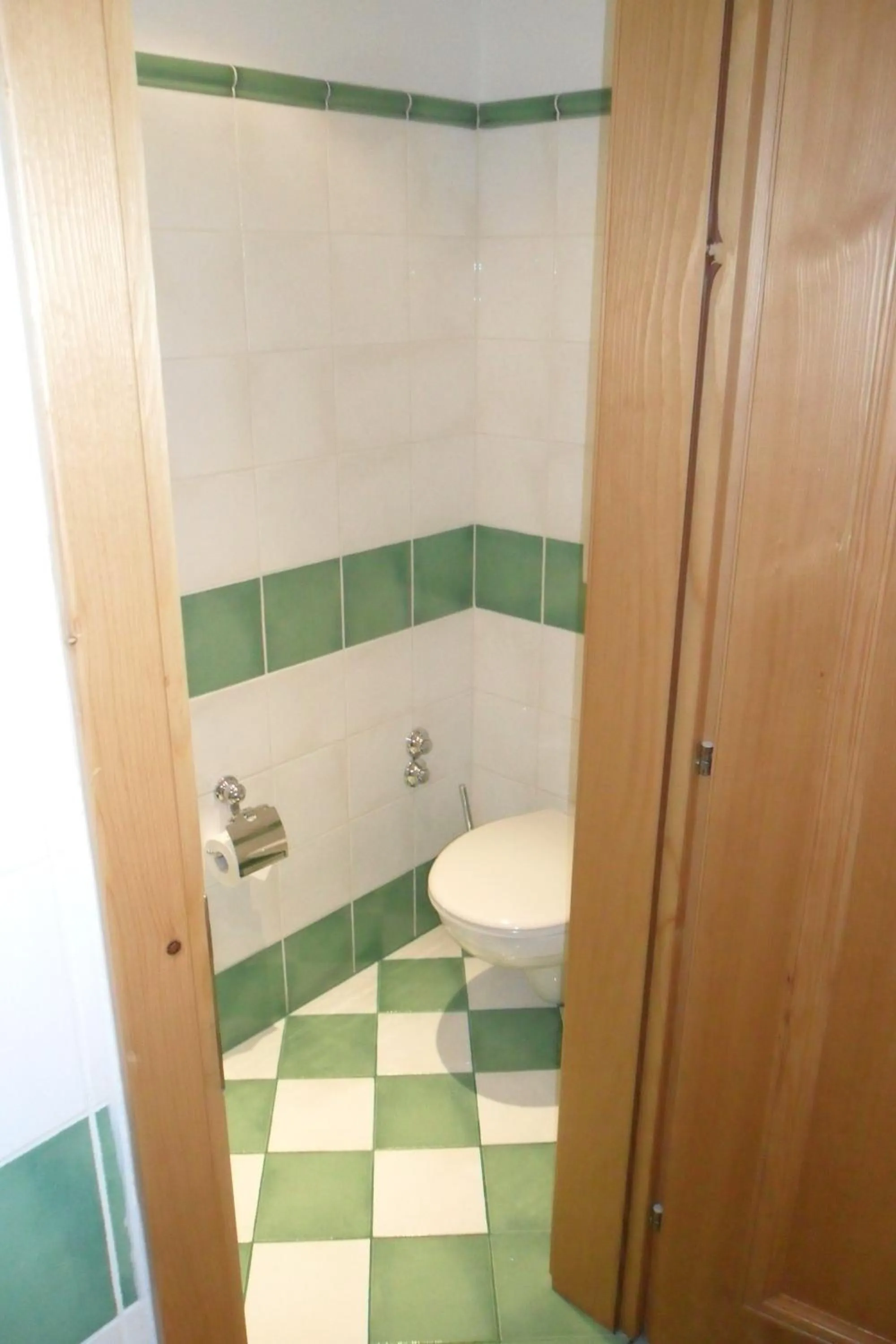 Toilet in Hotel Miramar