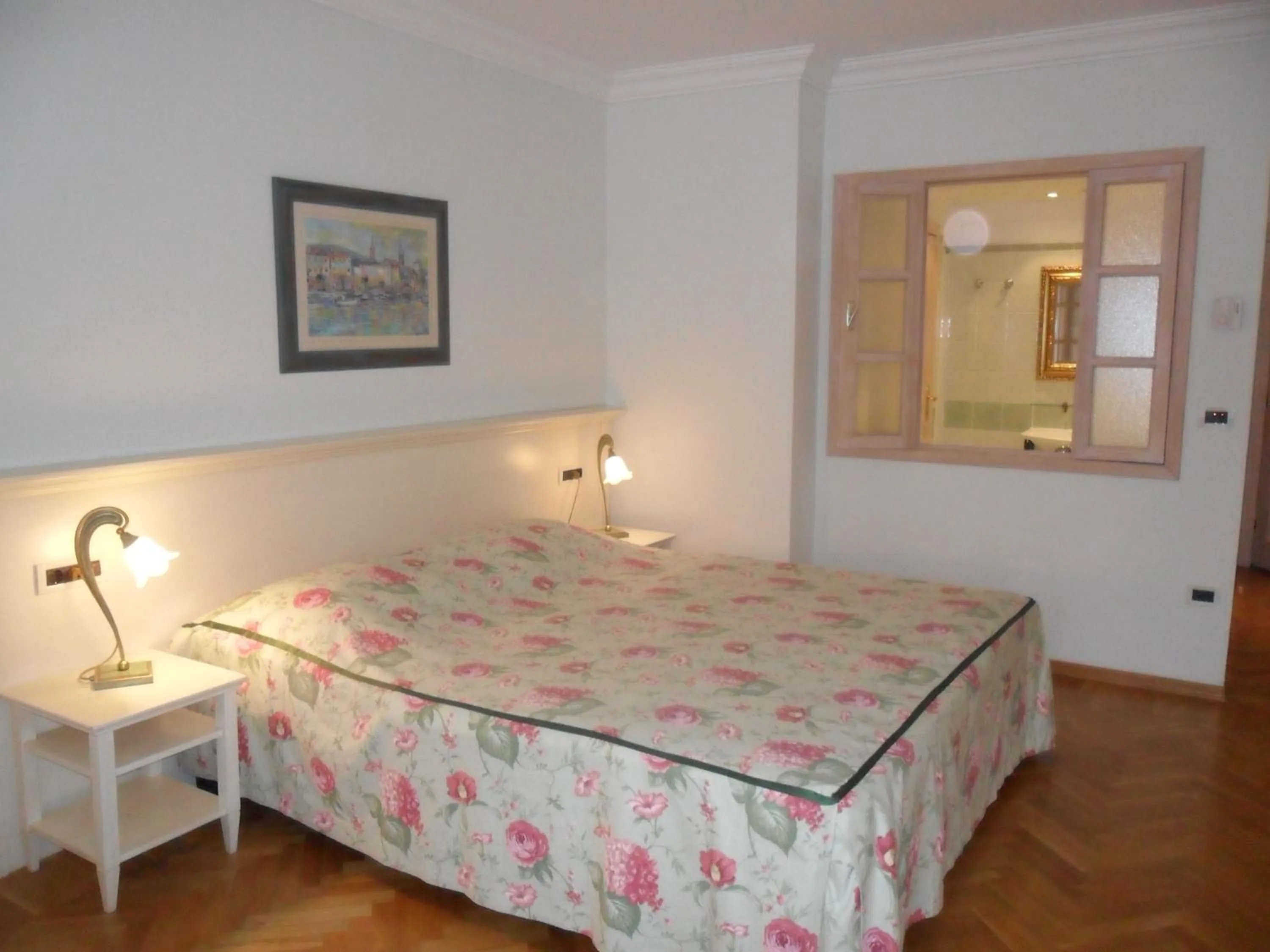 Bed in Hotel Miramar