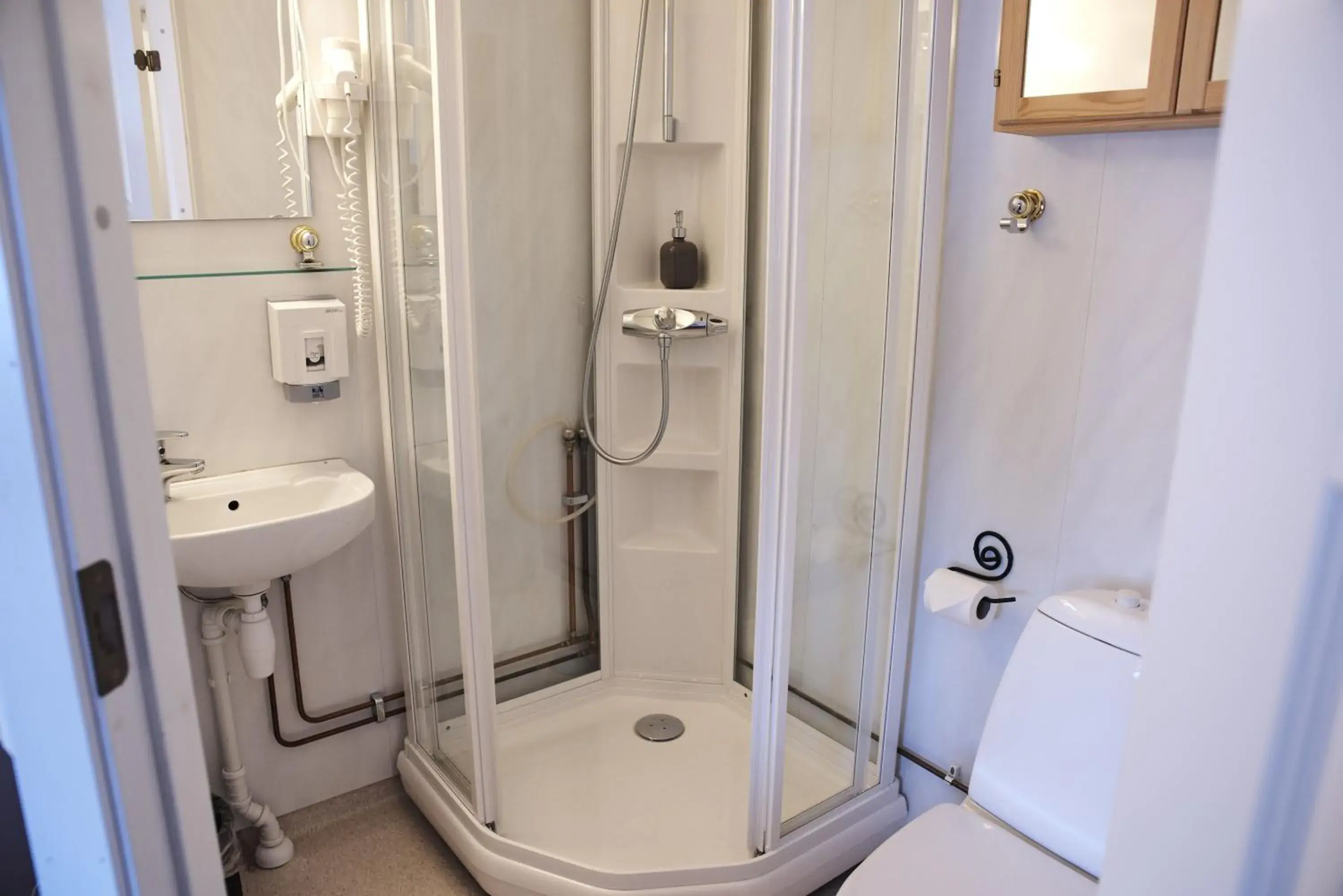 Family Room with Private Bathroom in Mary-Ann's Polarrigg Family Room with Private Bathroom in Mary-Ann's Polarrigg