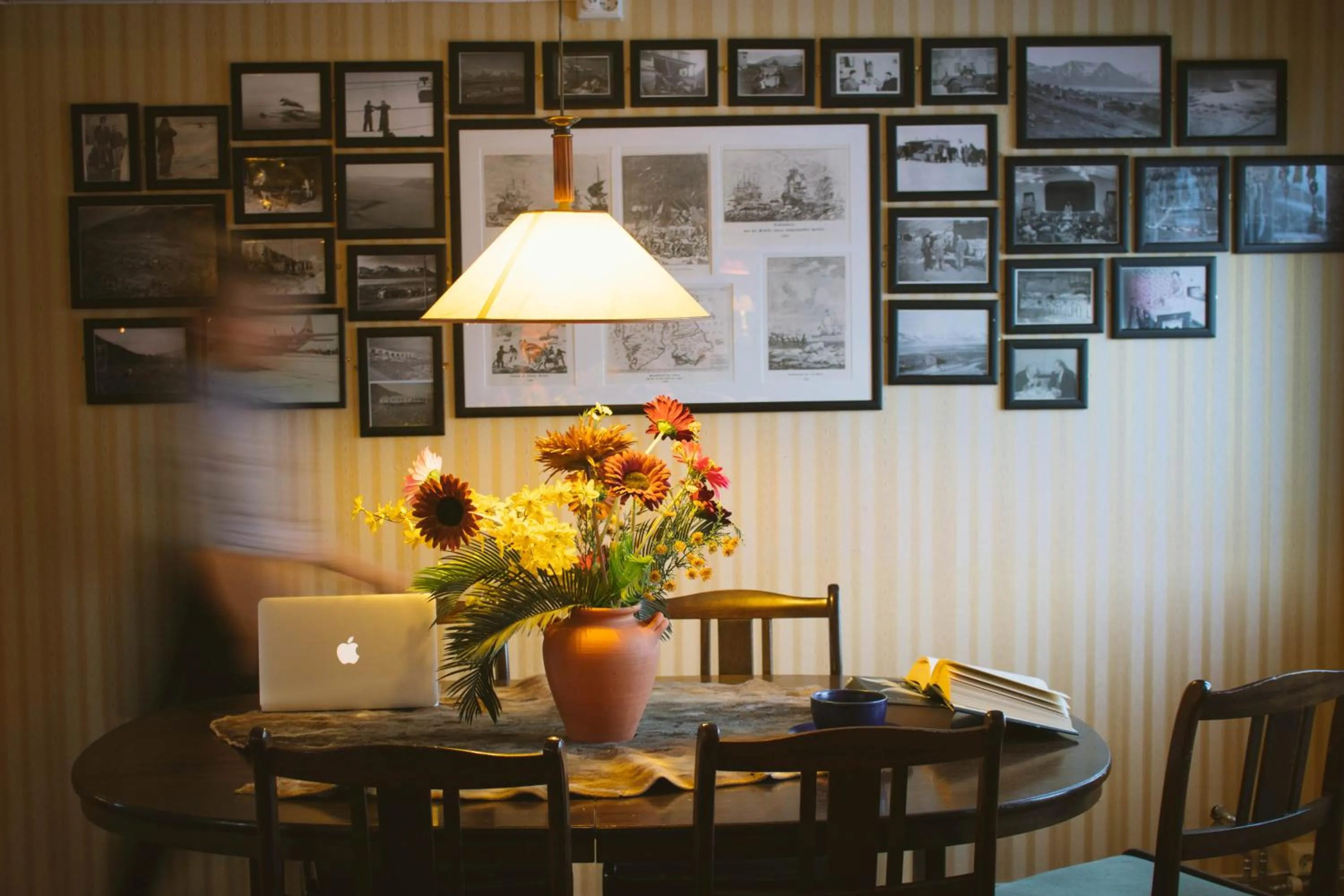 Communal lounge/ TV room in Mary-Ann's Polarrigg