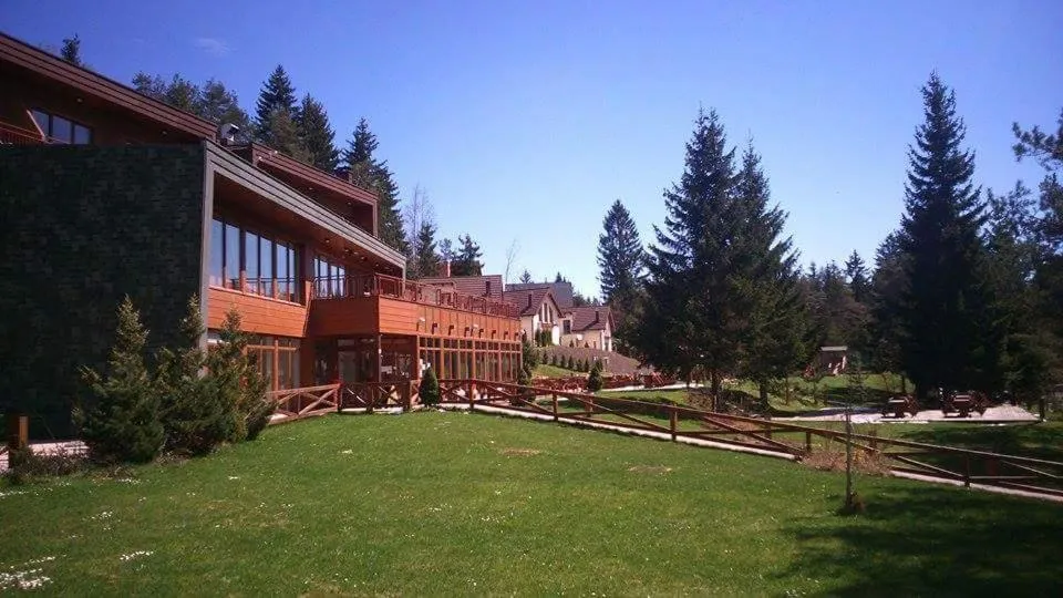 Facade/entrance in Hotel Rakitna