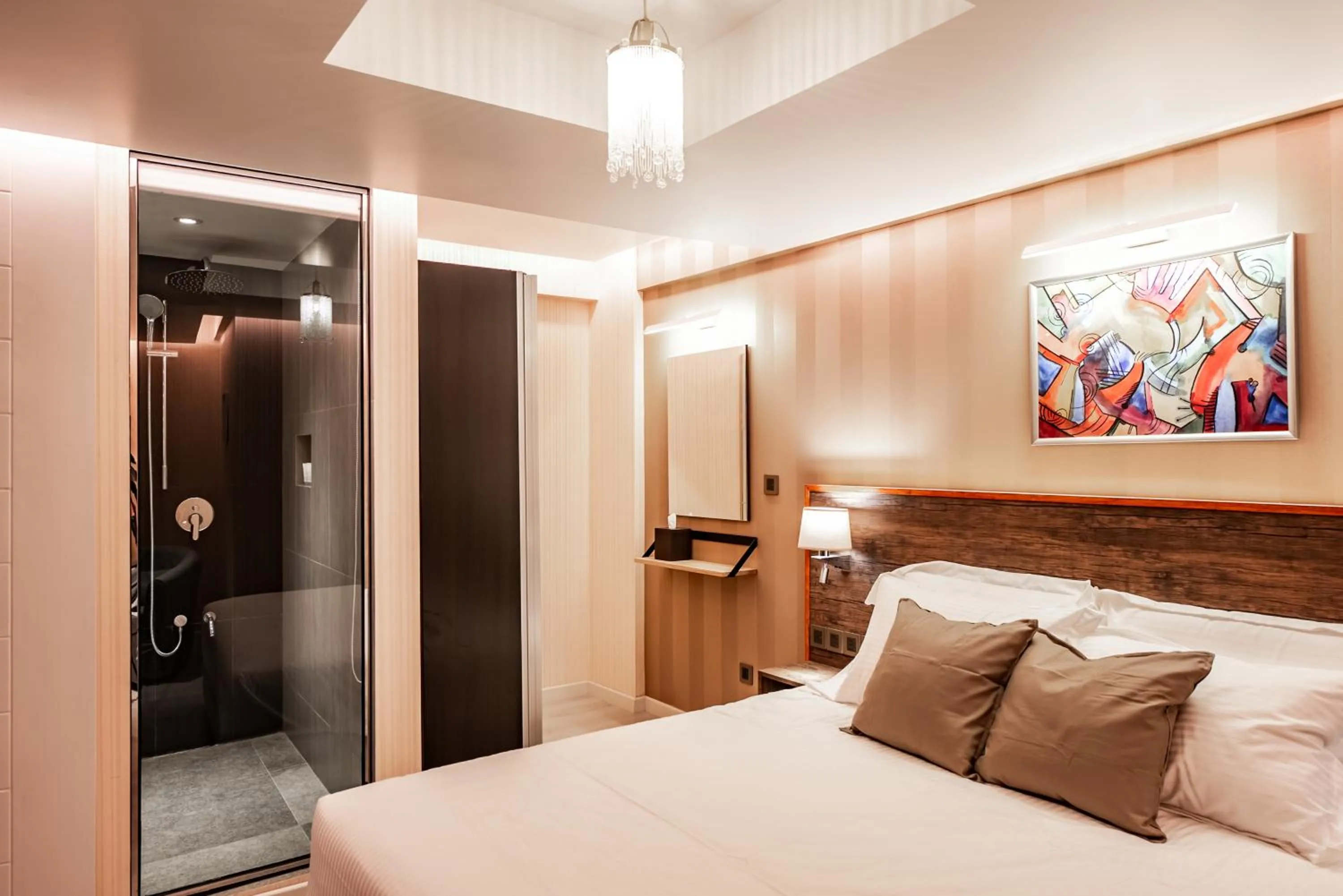 Photo of the whole room in Amina Residency