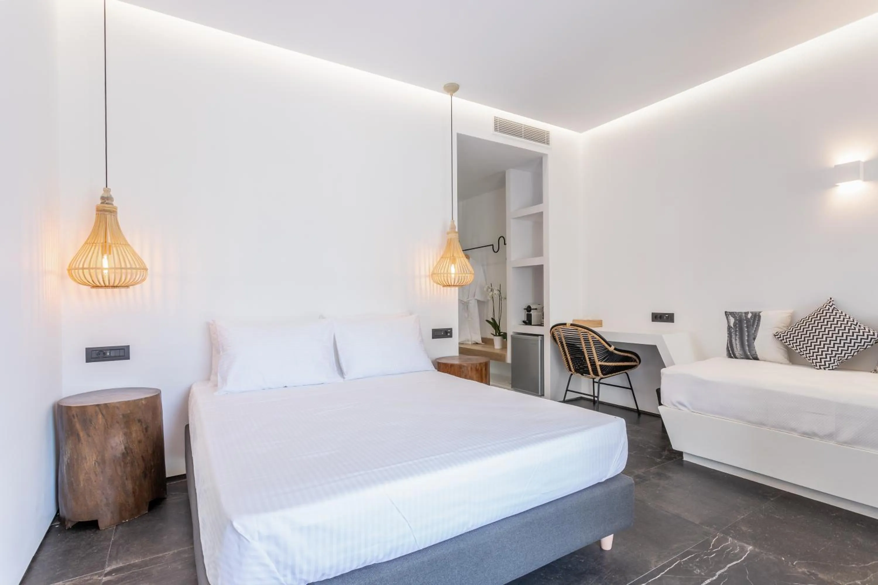 Bedroom, Bed in Aegean Gem