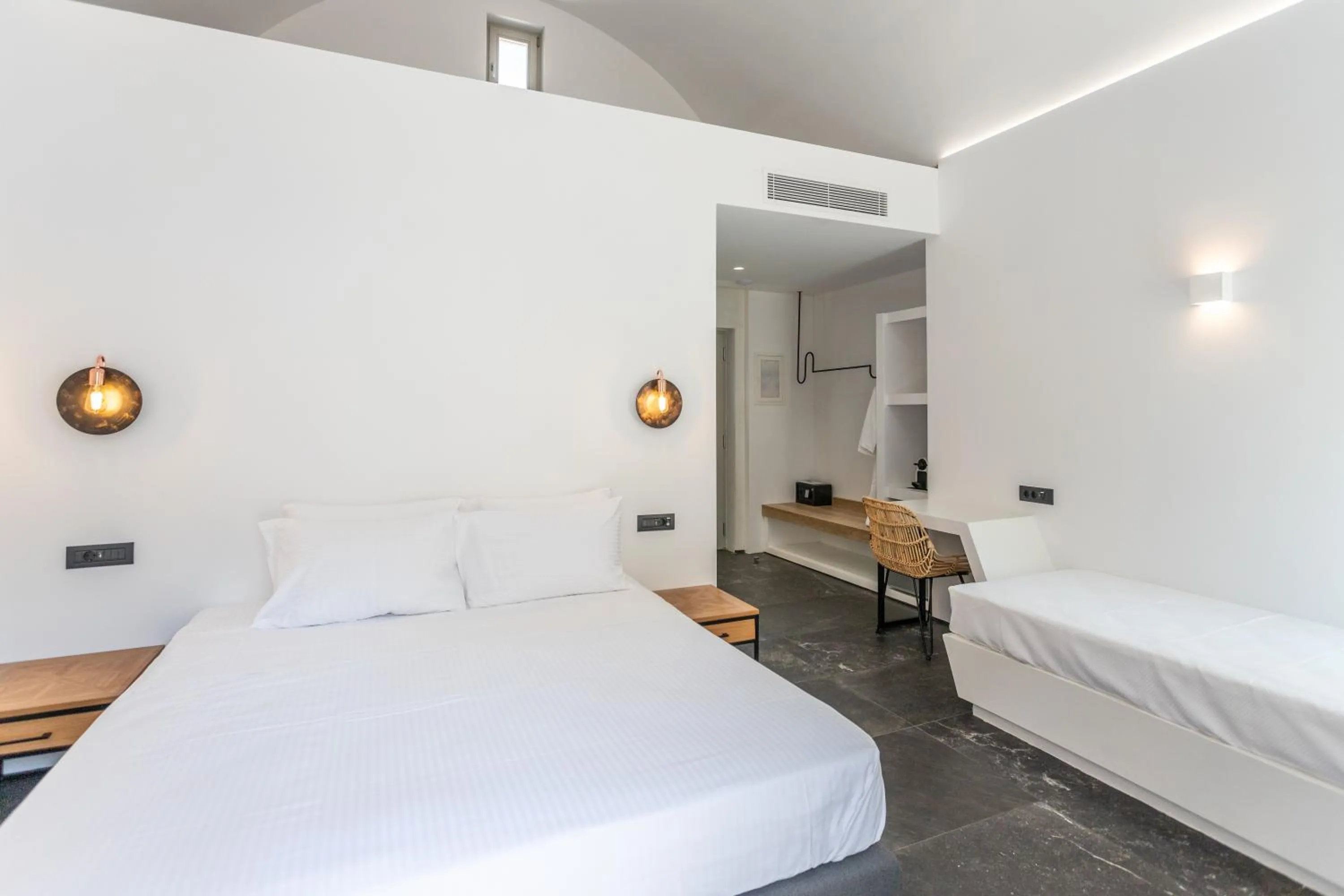 Bedroom, Bed in Aegean Gem