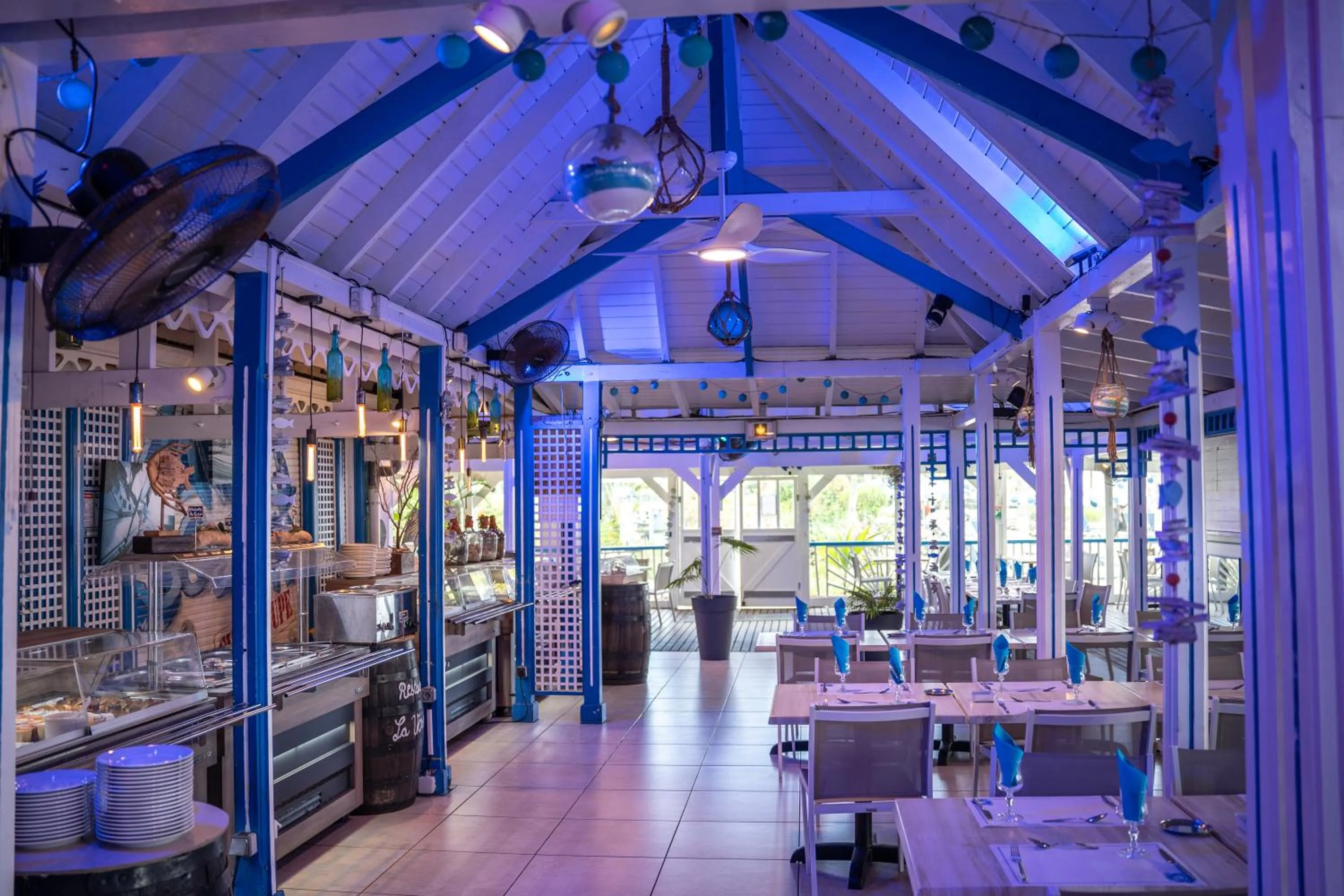 Restaurant/places to eat in Canella Beach Hotel