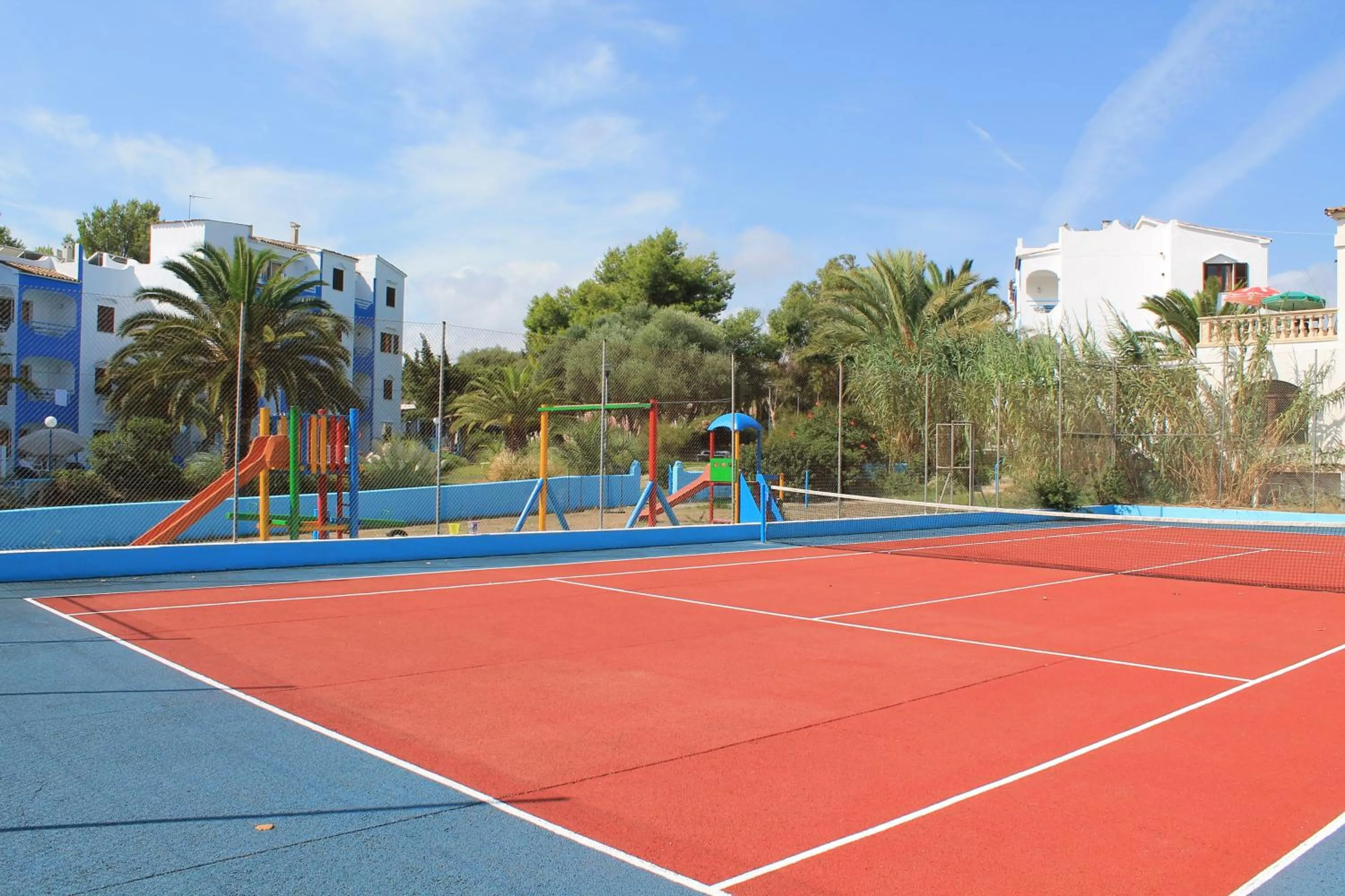 Day in BJ Apartamentos Europa