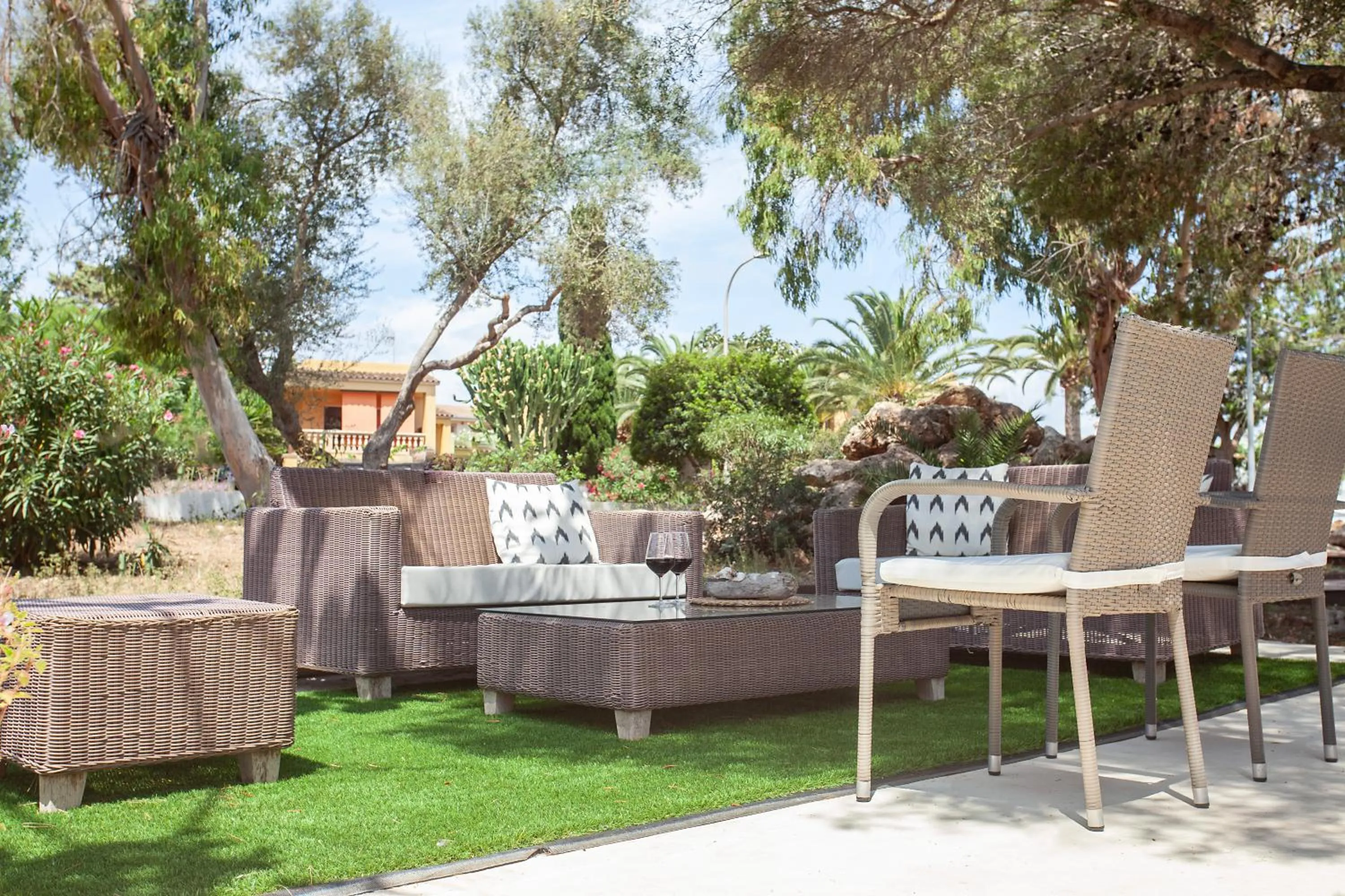 Garden in BJ Apartamentos Europa