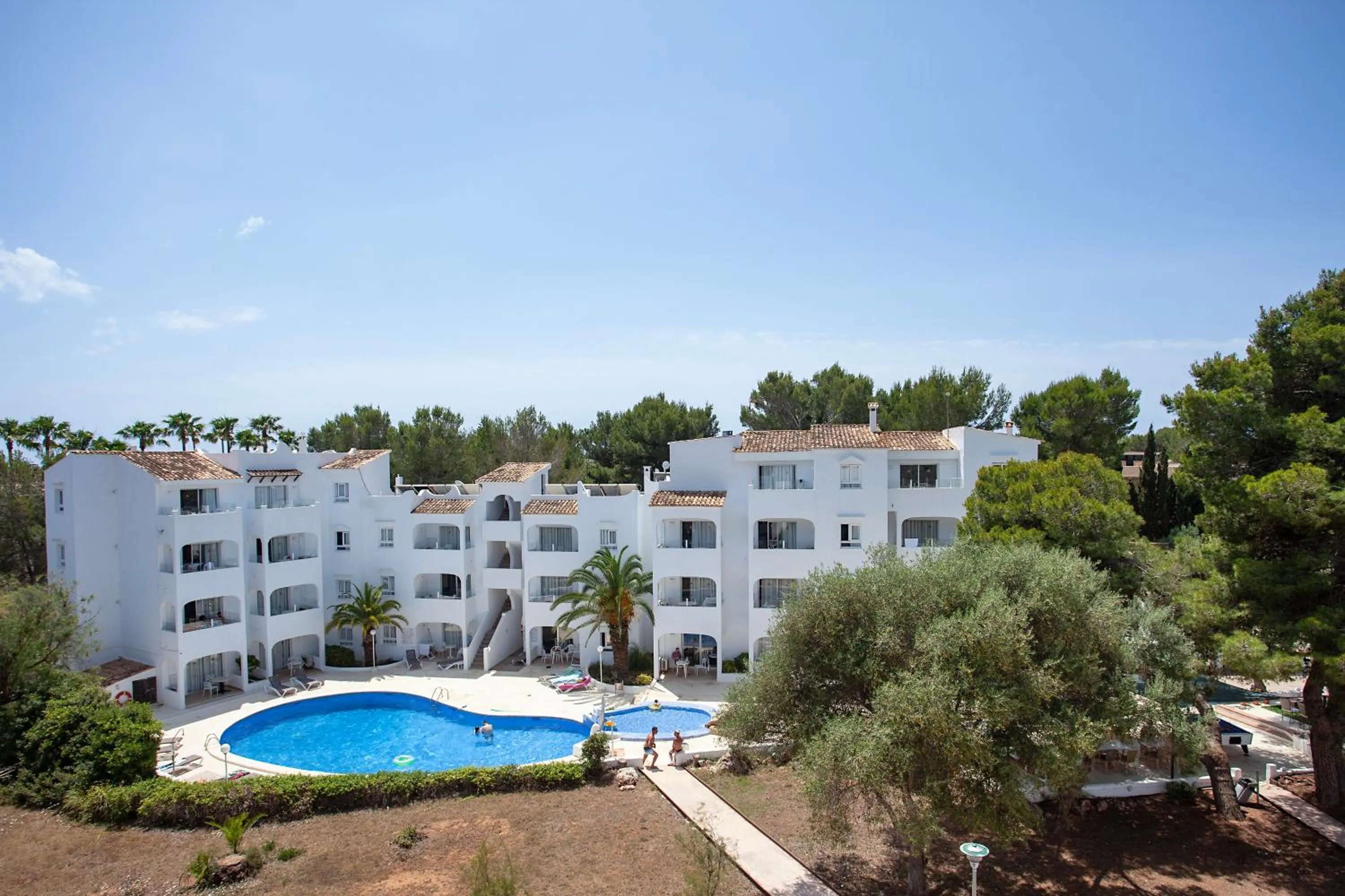 Property building in BJ Apartamentos Europa