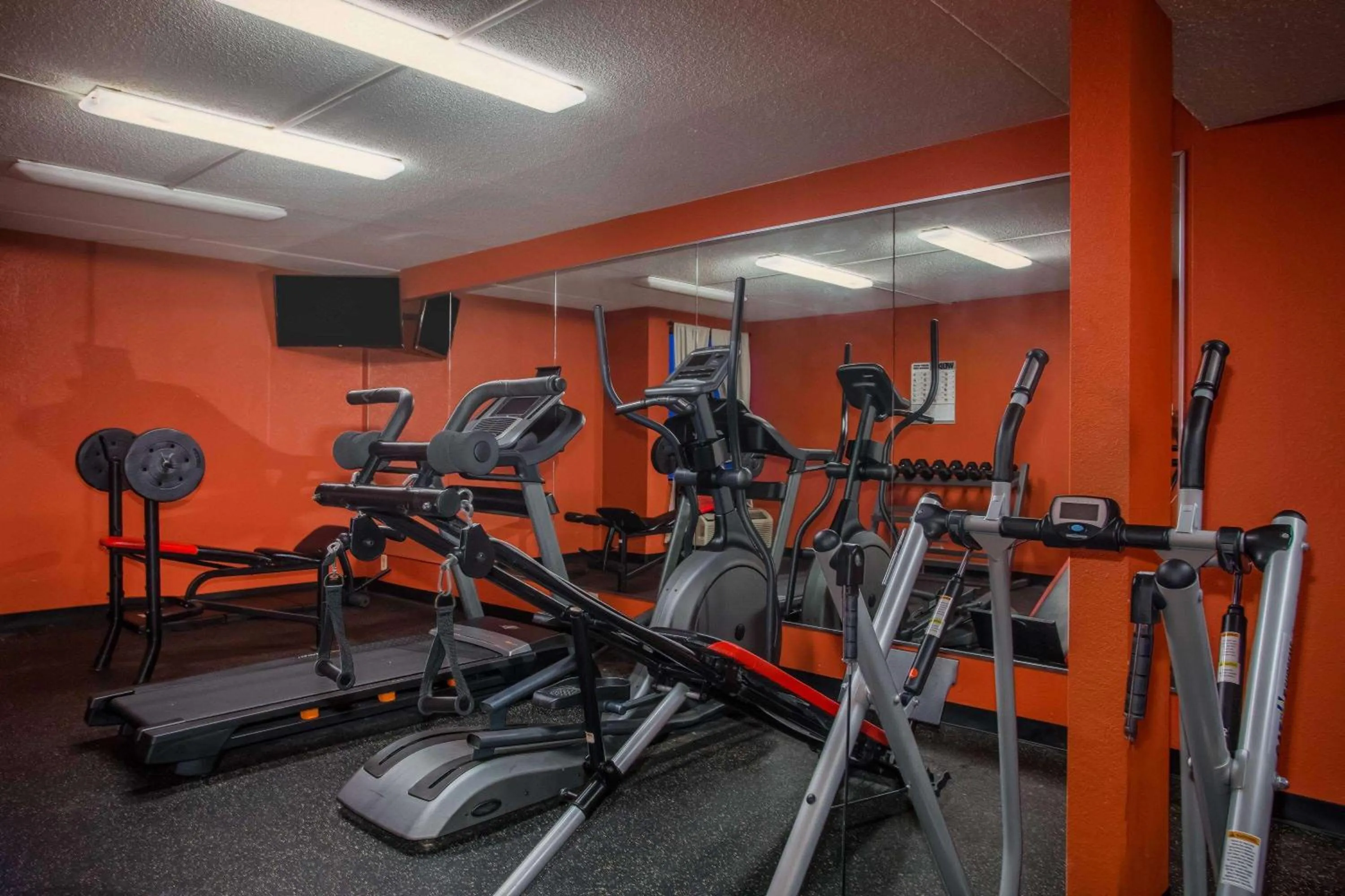 Fitness centre/facilities in Ramada by Wyndham Statesville