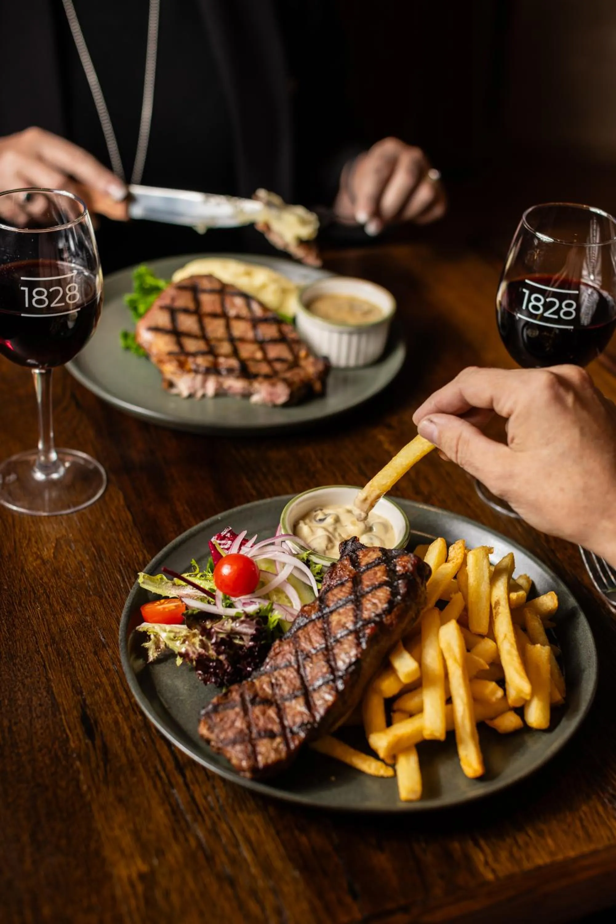 Restaurant/places to eat in The Russell Boutique Hotel