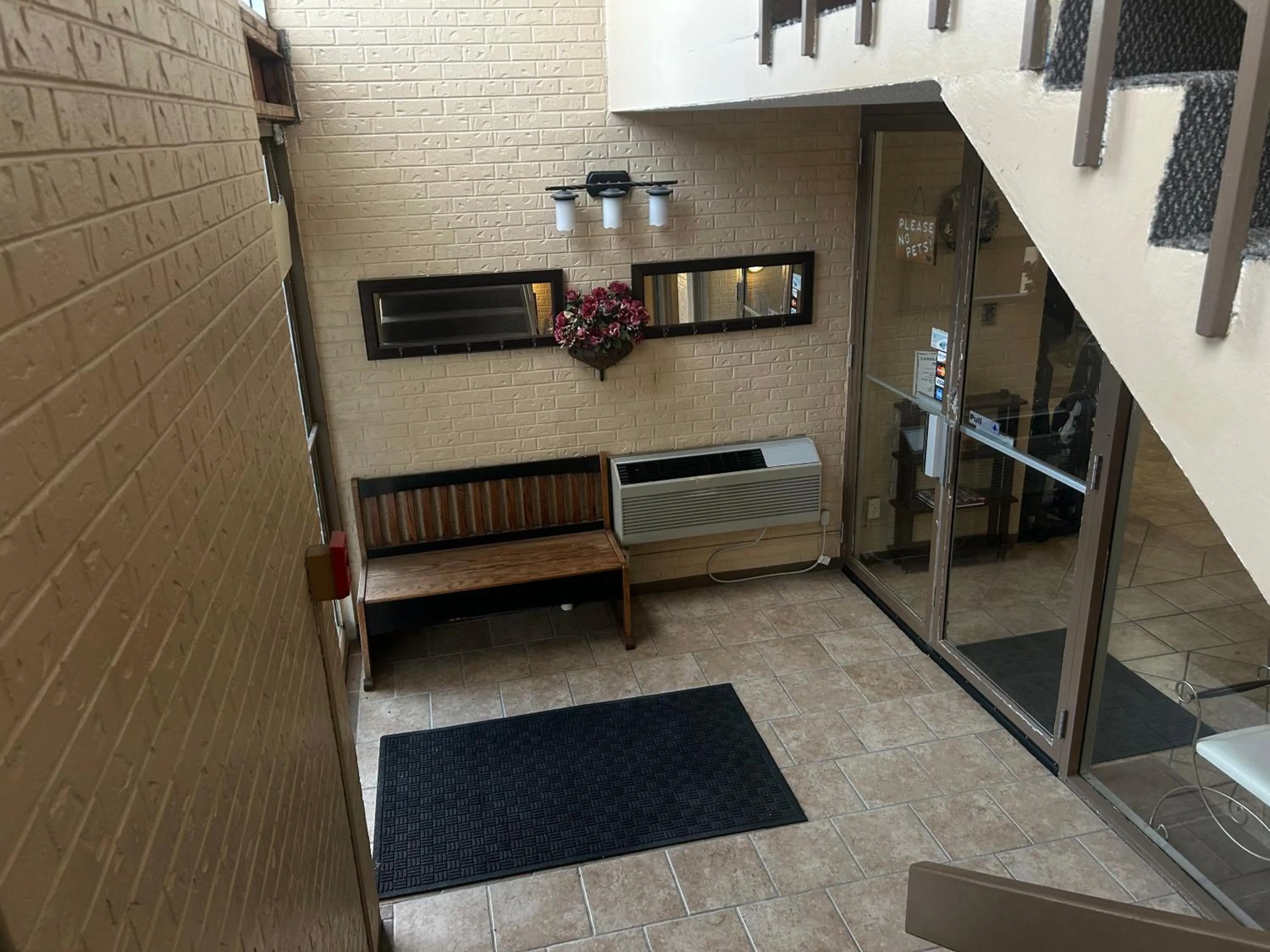 Lobby or reception in Candlelight Inn by Capital O Scottsbluff