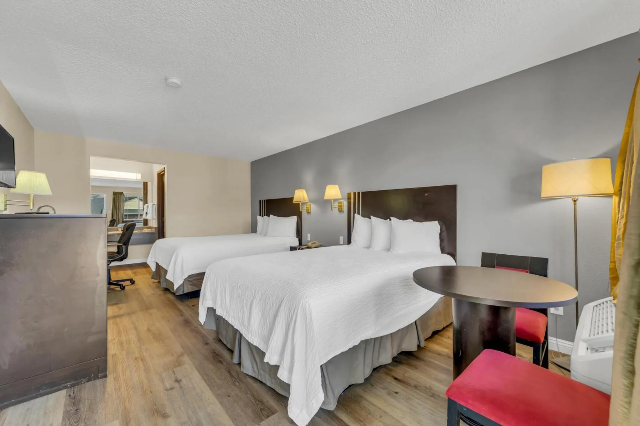 Bed in Days Inn by Wyndham Carson City