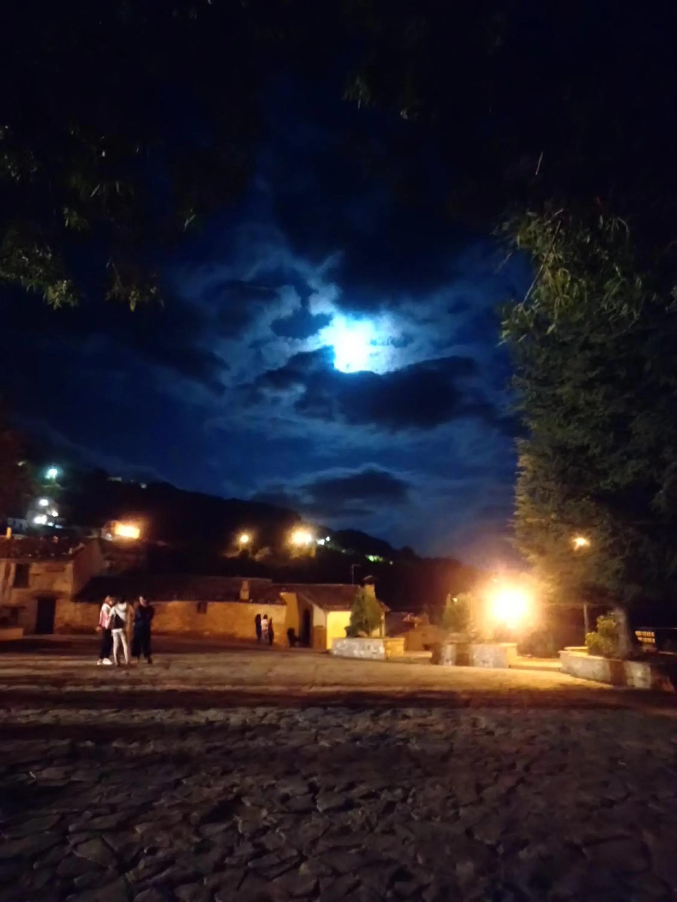 Neighbourhood in B&b il campanile di leone Pina