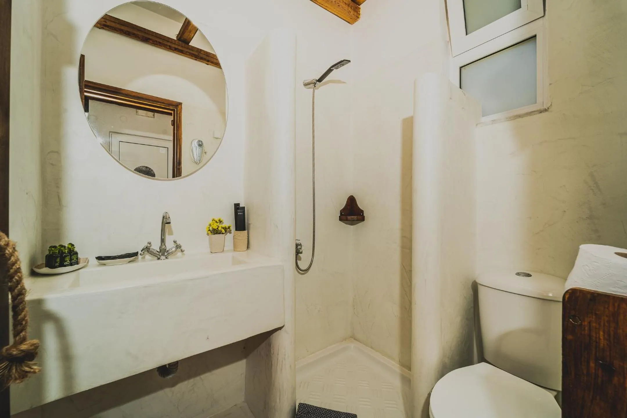 Limeri Traditional Guest House