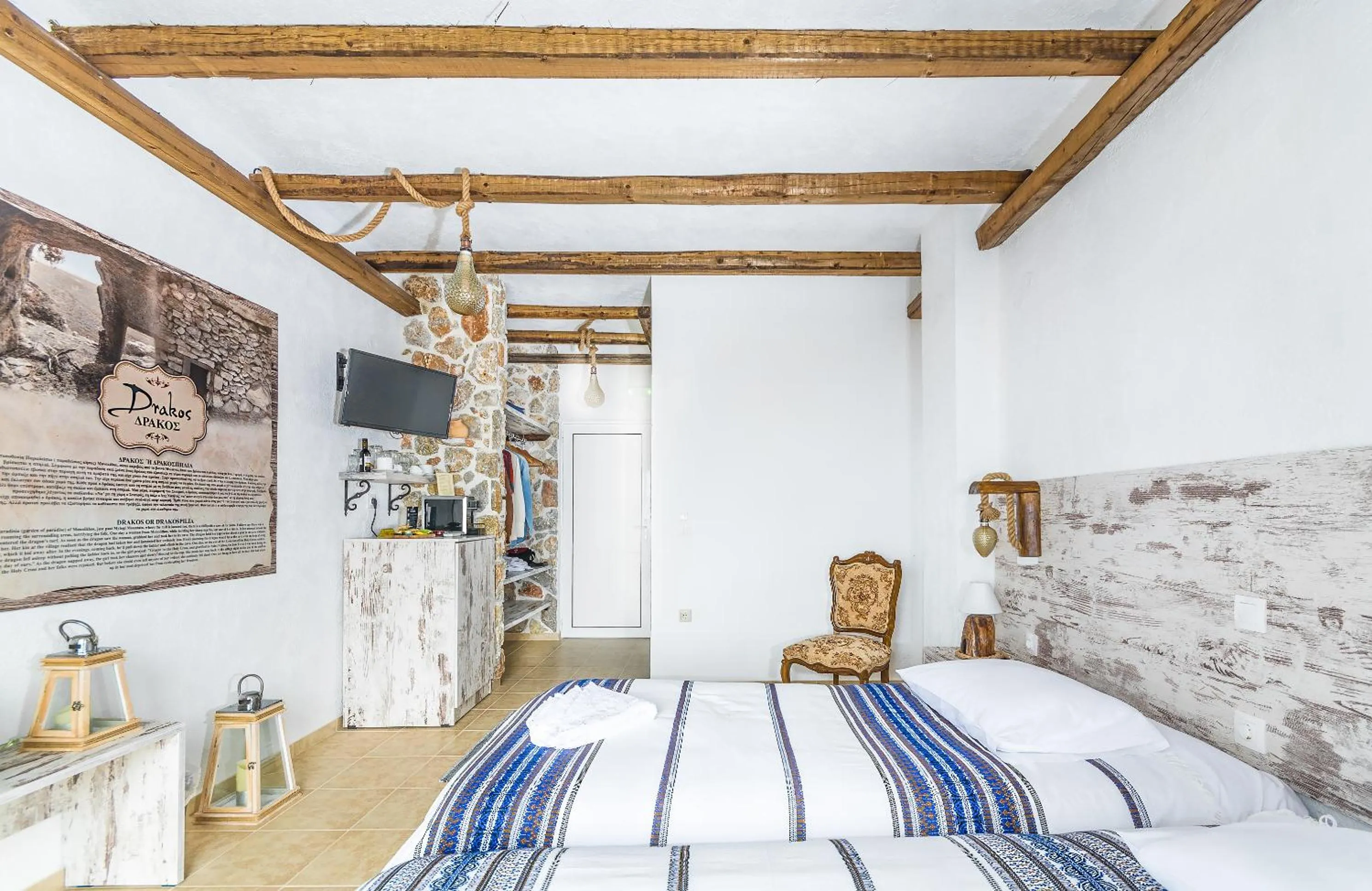 Bed in Limeri Traditional Guest House