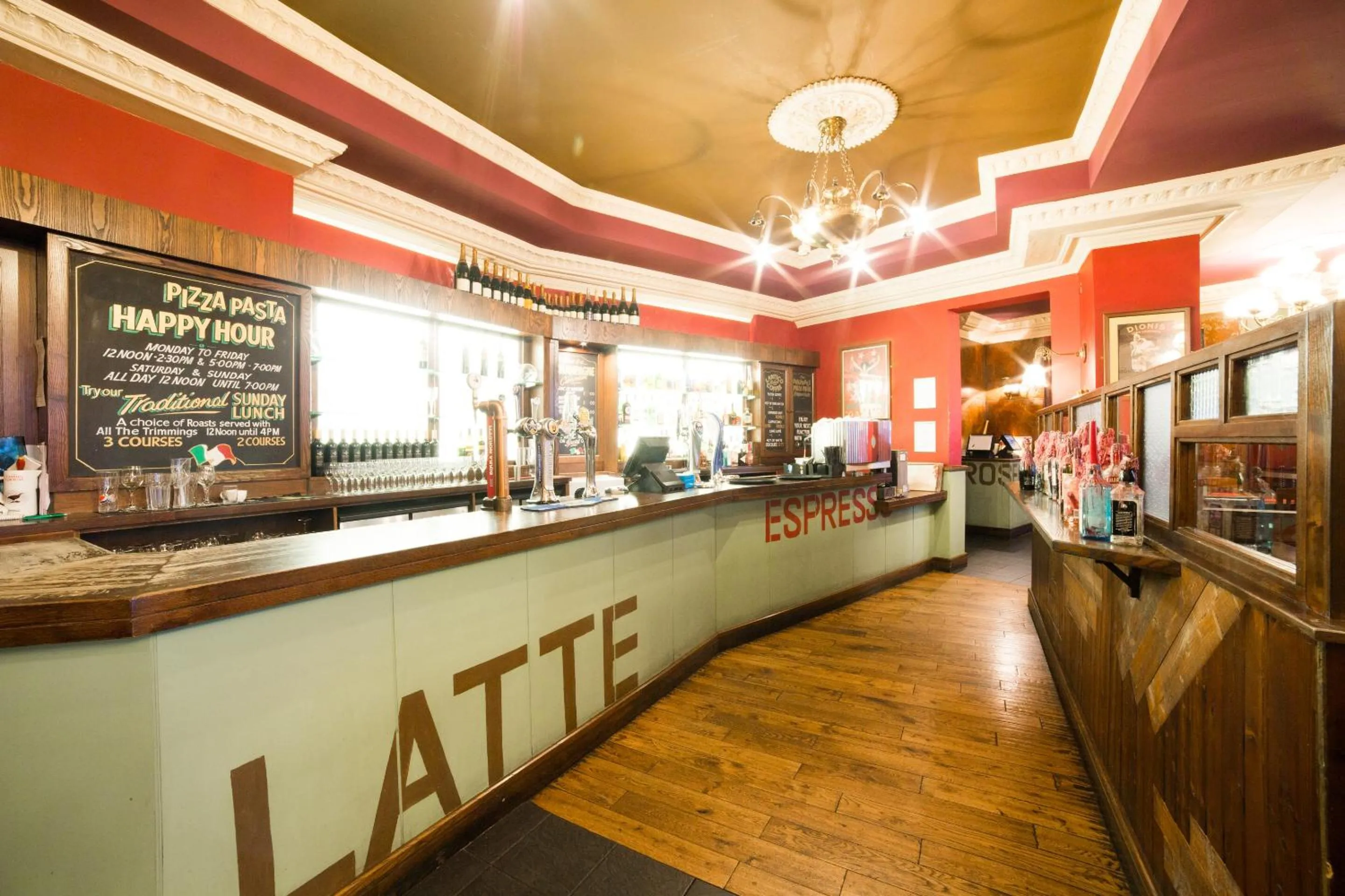 Restaurant/places to eat in OYO Hotel Majestic