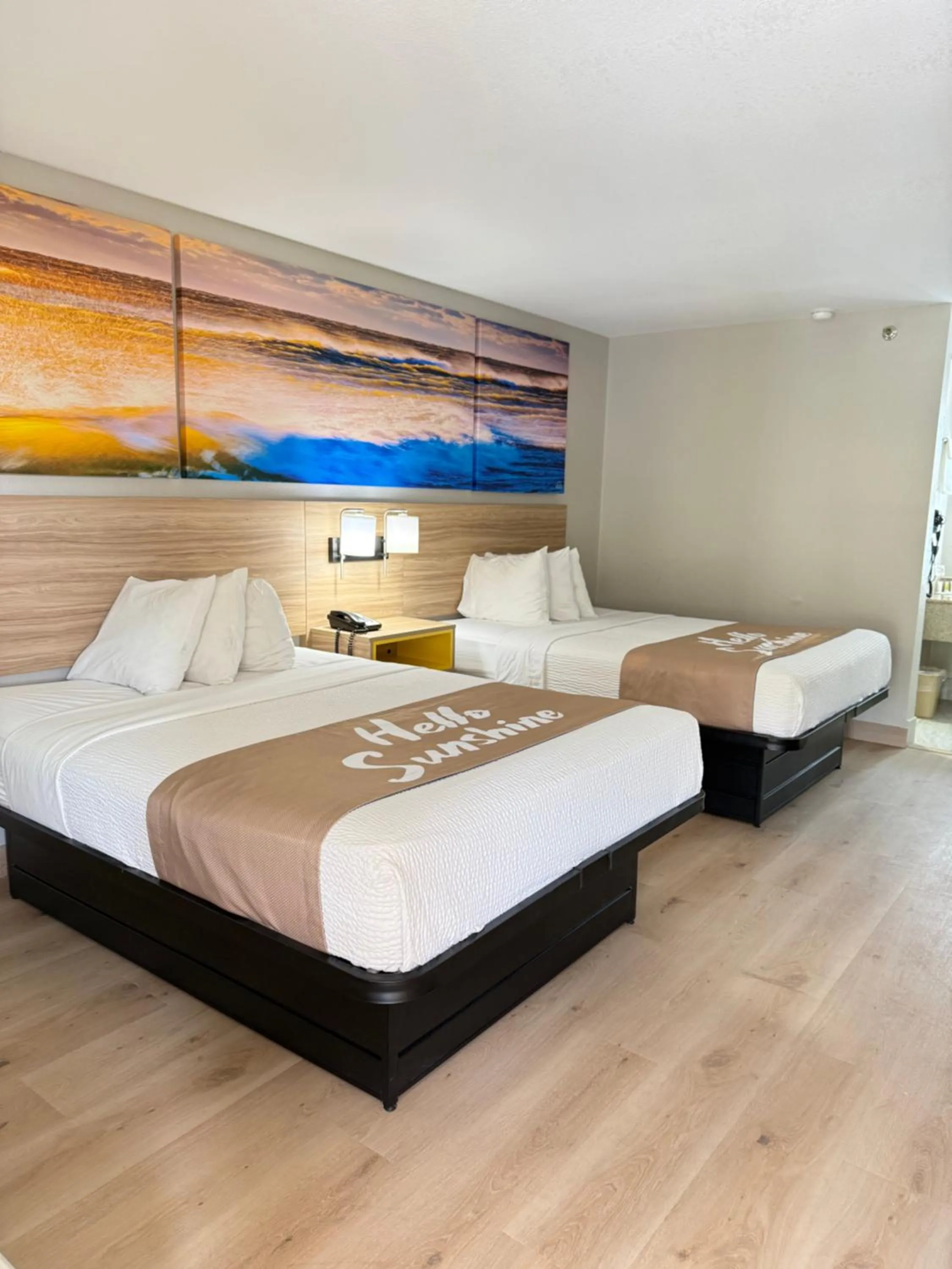 Bed in Days Inn by Wyndham Shorter