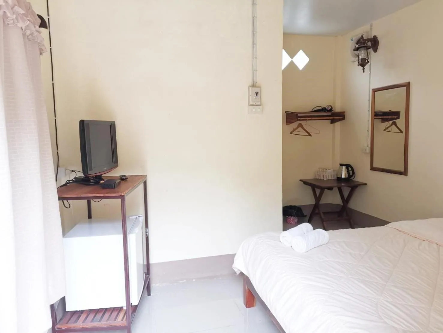 Bed in Bansuanphuhong Resort