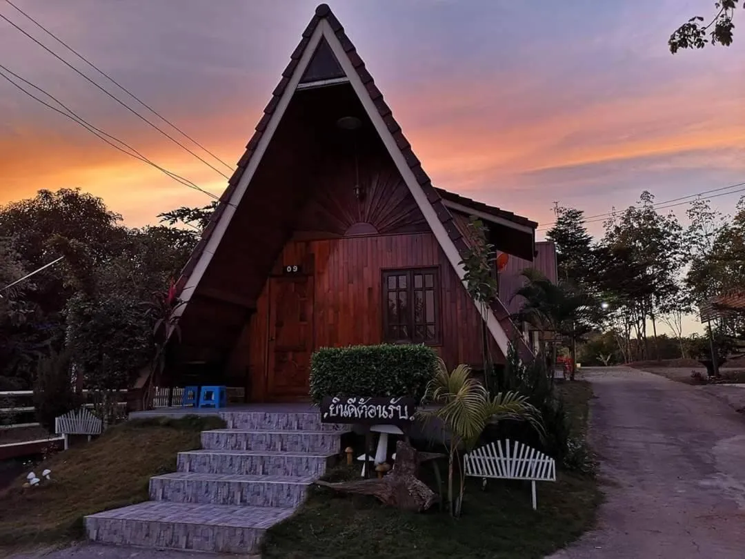 Bansuanphuhong Resort