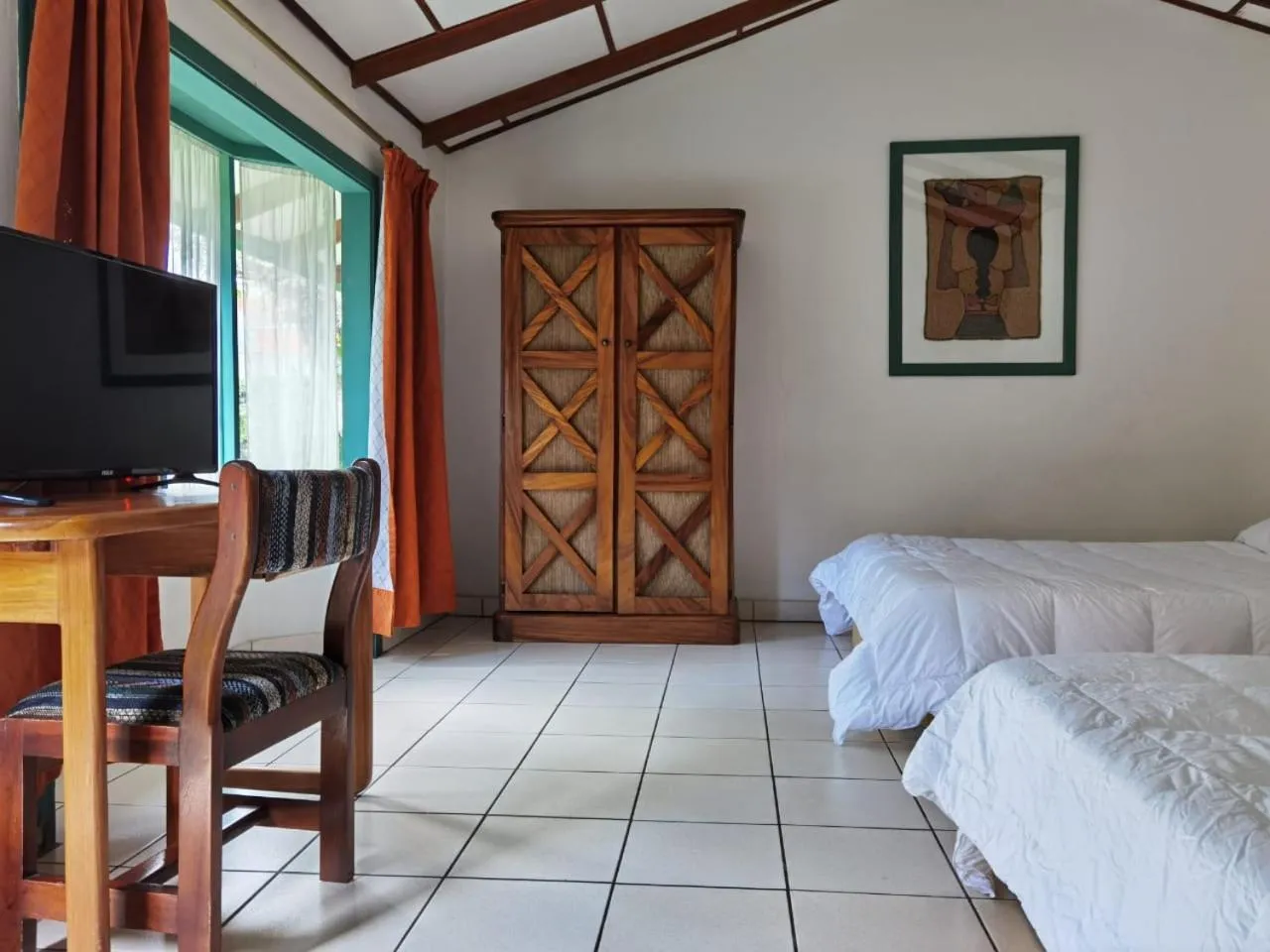 Bed in Hotel Bristol Aeropuerto