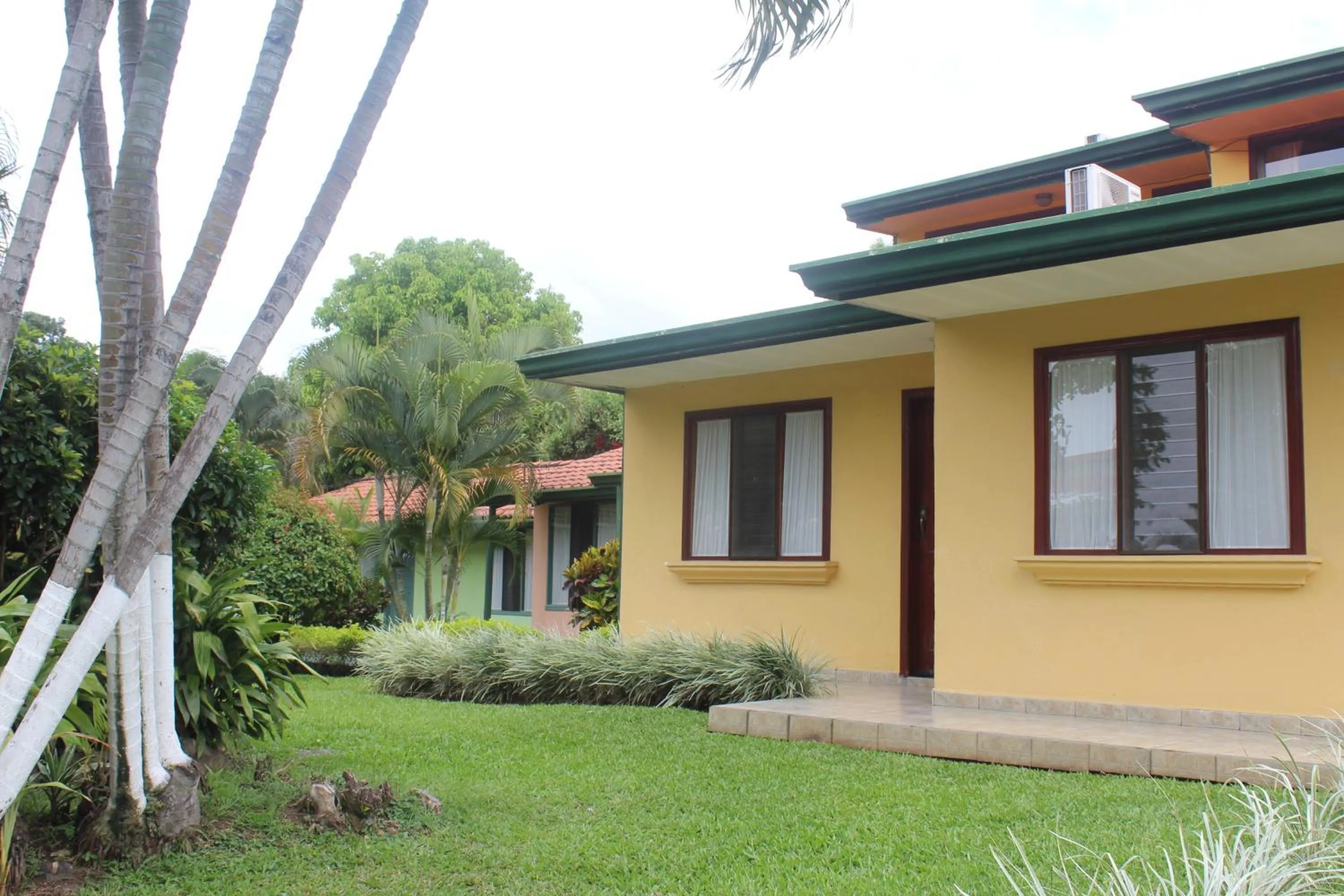 Property building in Hotel Bristol Aeropuerto