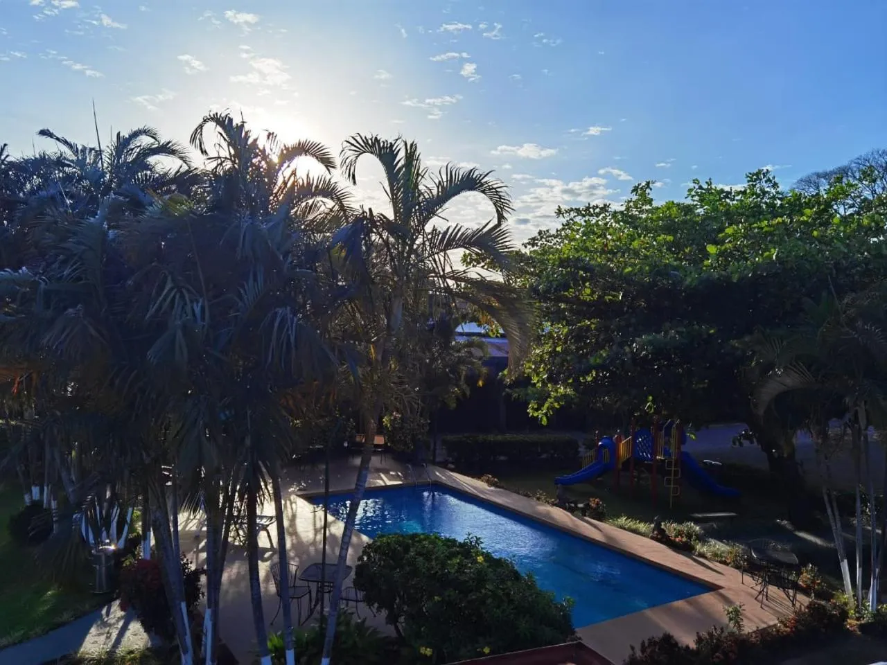 Pool view in Hotel Bristol Aeropuerto