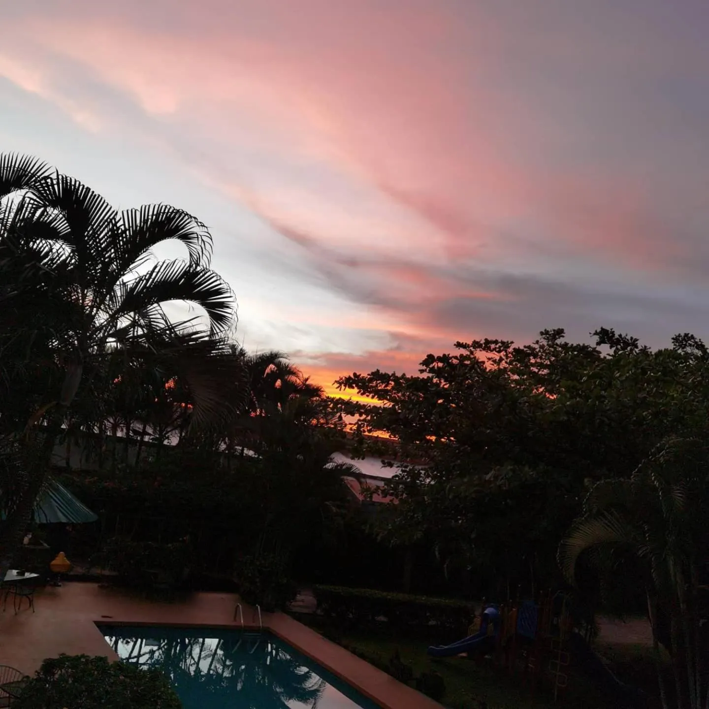 Pool view in Hotel Bristol Aeropuerto