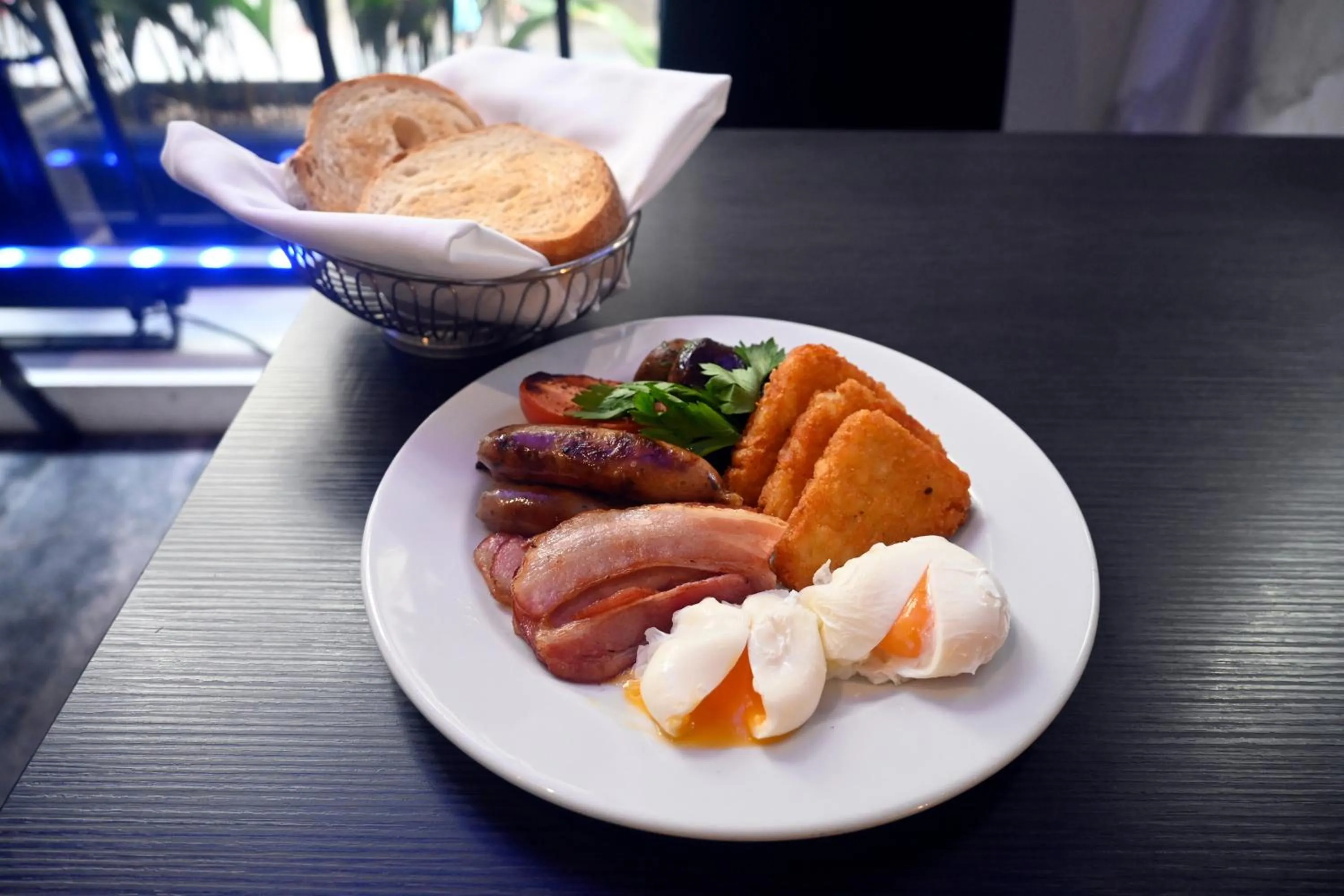 Breakfast in Paradox Sydney