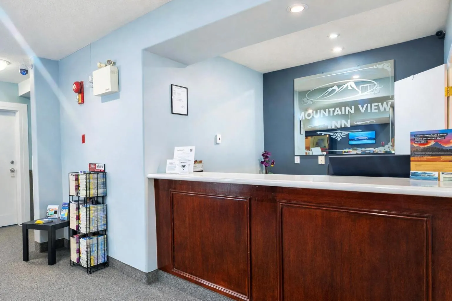 Lobby or reception in Mountain View Inn