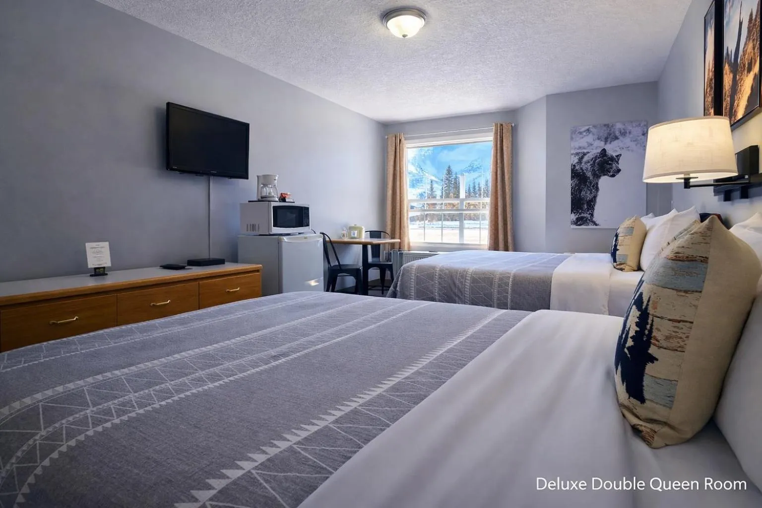 Bedroom, Bed in Mountain View Inn