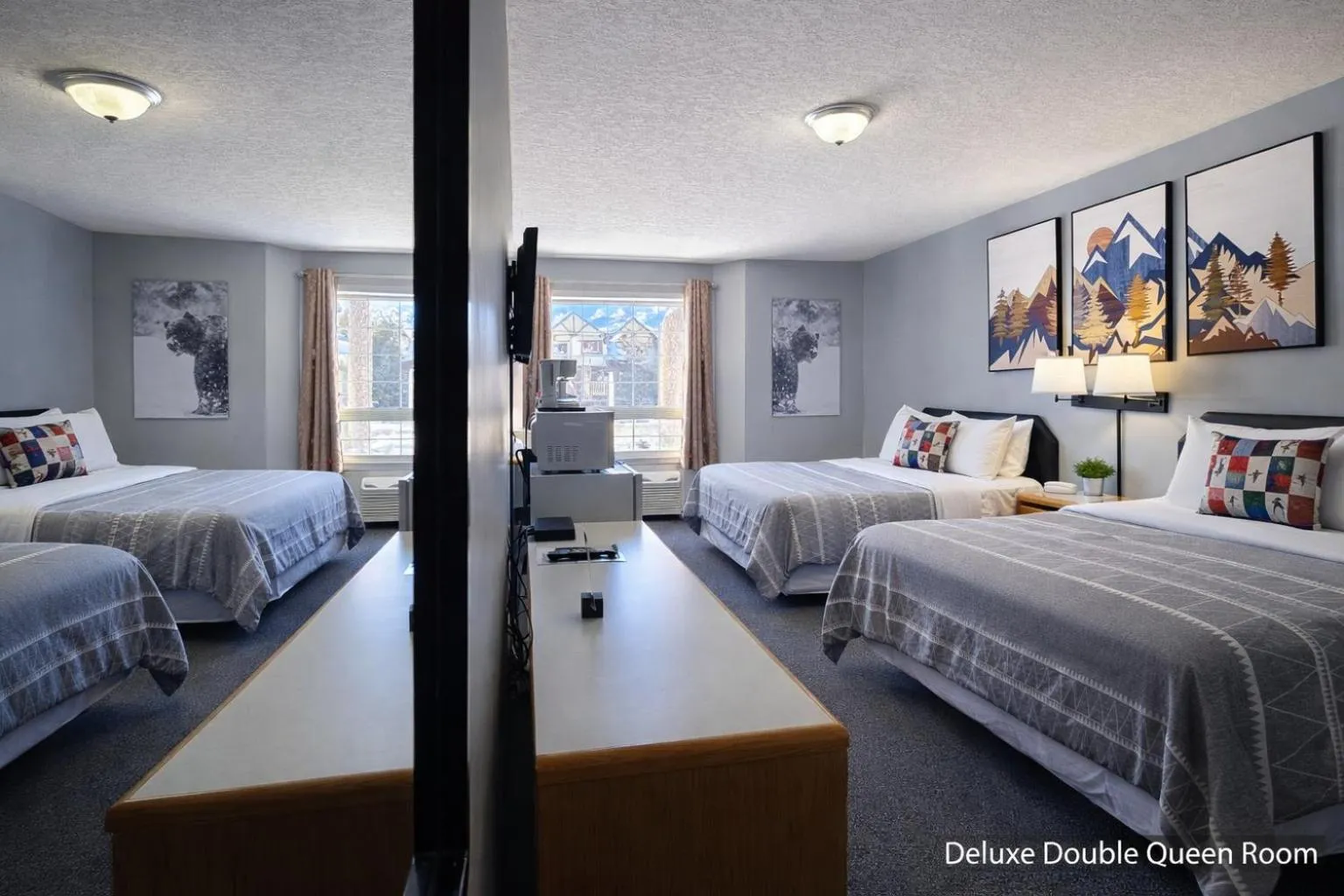 Bedroom, Bed in Mountain View Inn