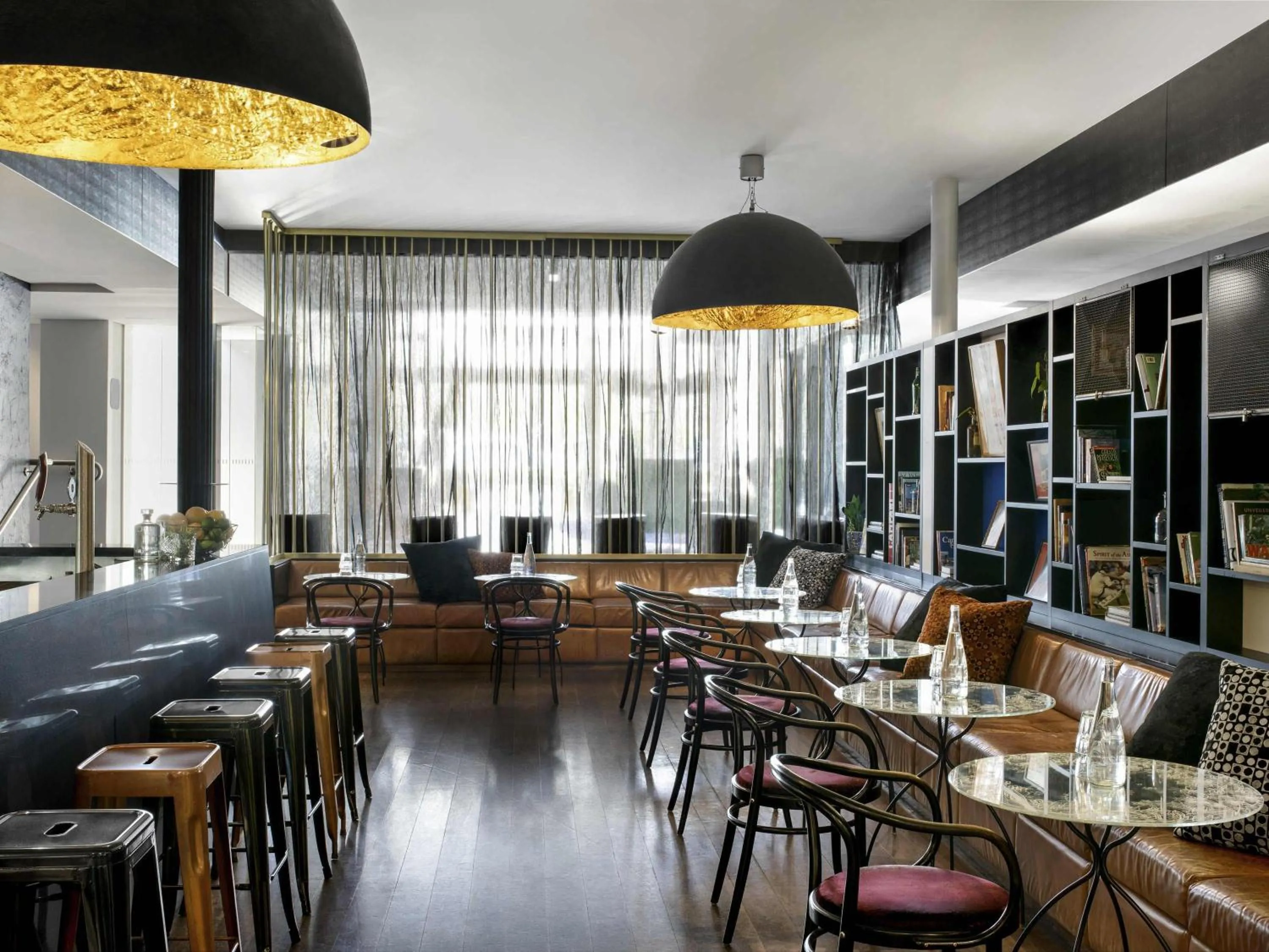 Lounge or bar in Peppers Gallery Hotel