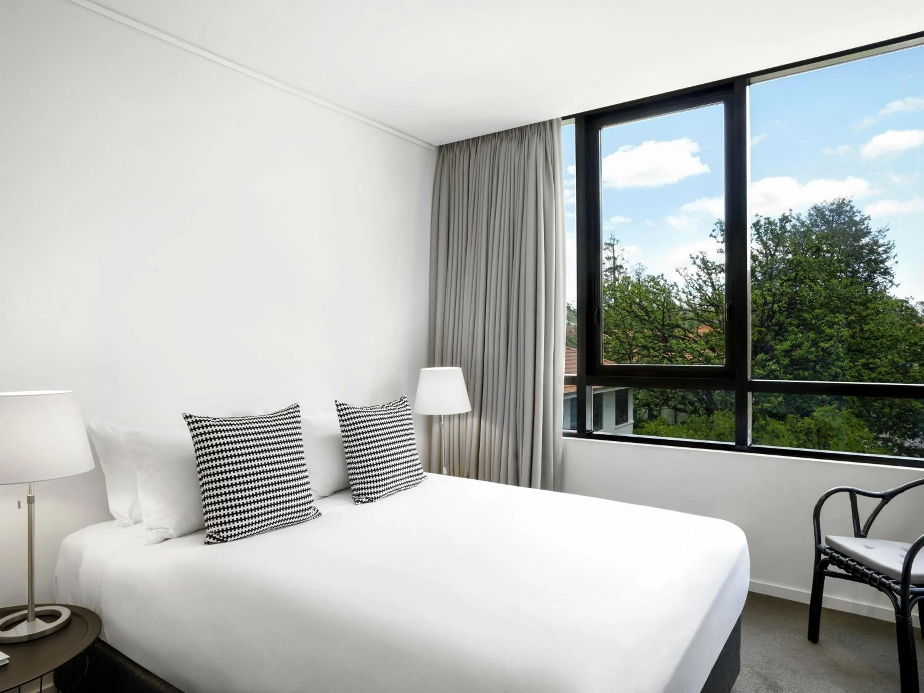 Bedroom, Bed in Peppers Gallery Hotel