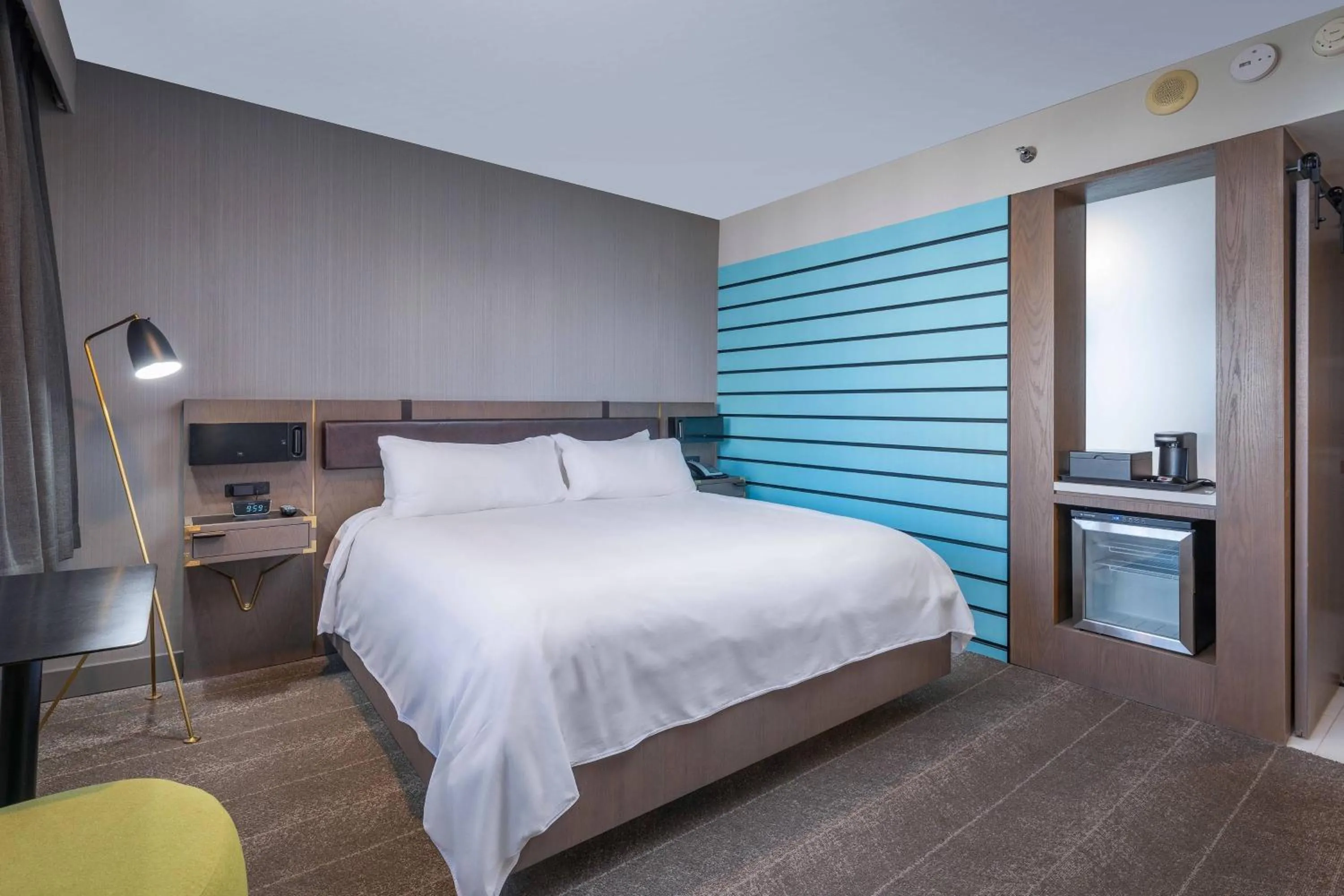 Photo of the whole room, Bed in Renaissance Reno Downtown Hotel & Spa