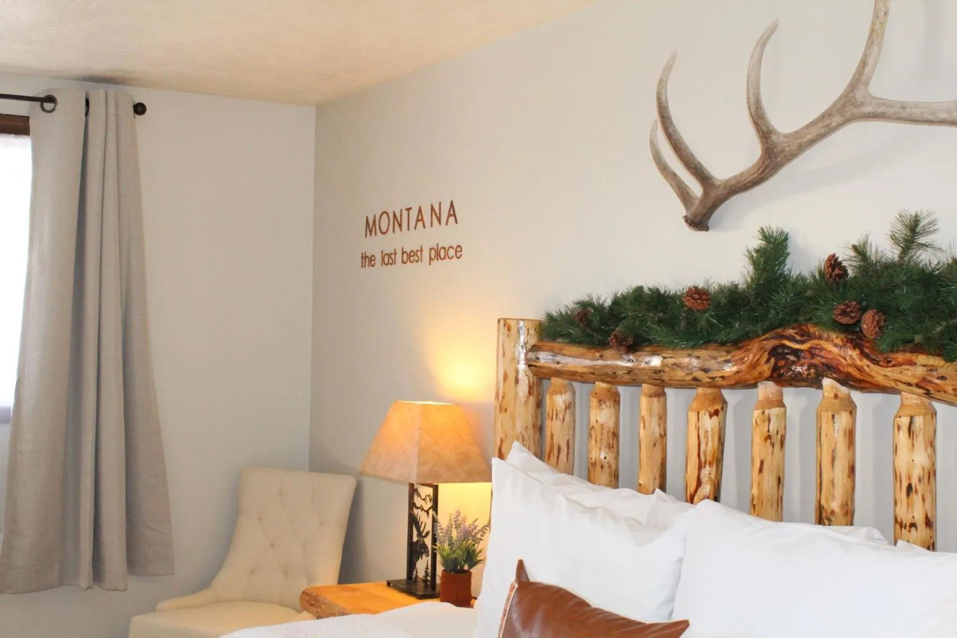 Bed in The Evergreen