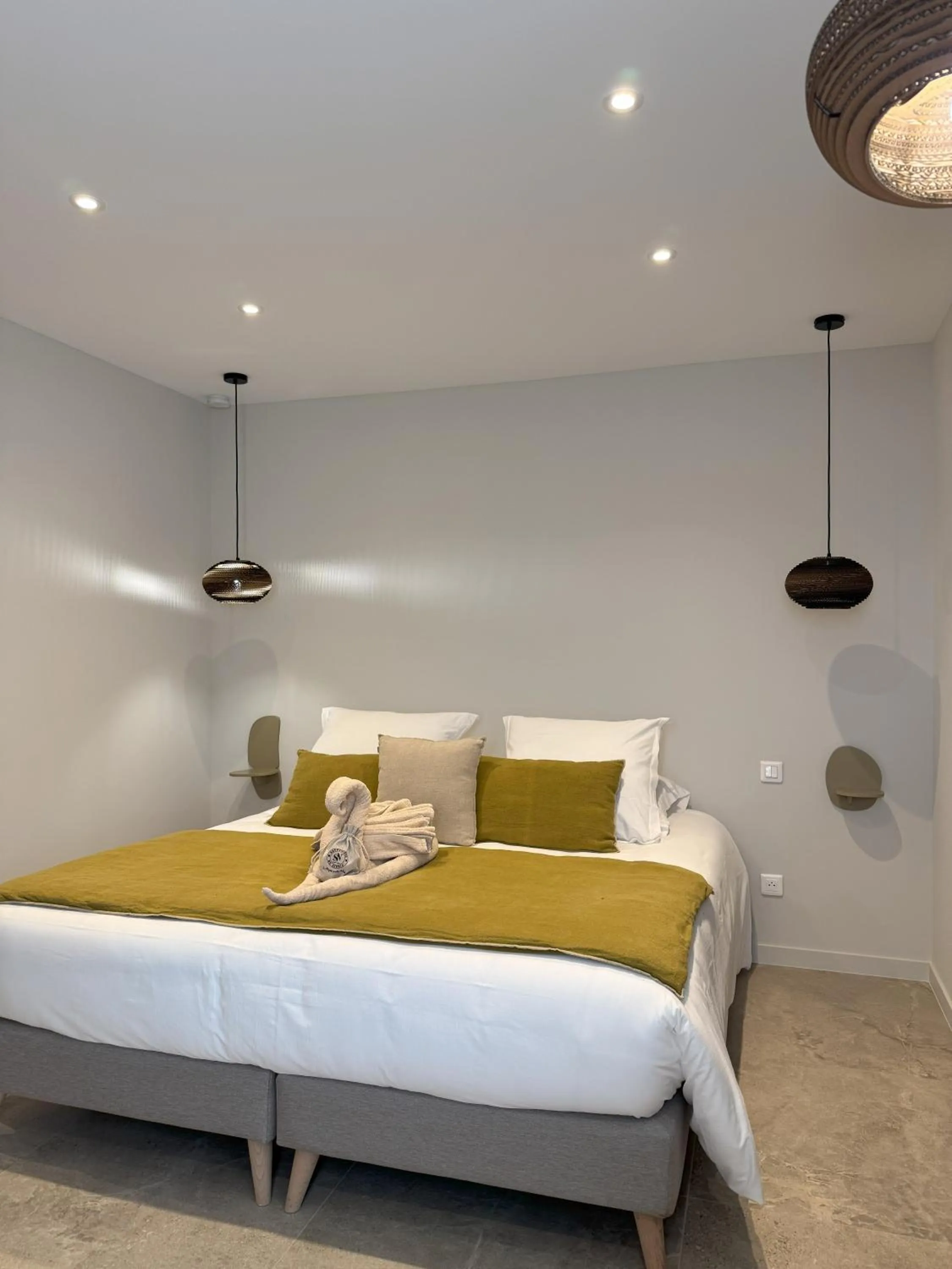 Bedroom, Bed in Hôtel confidentiel Le Grecale