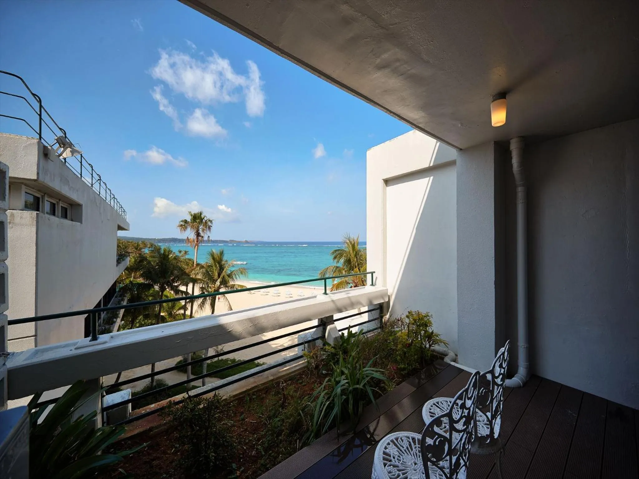 Sea view in Palace In Moon Beach