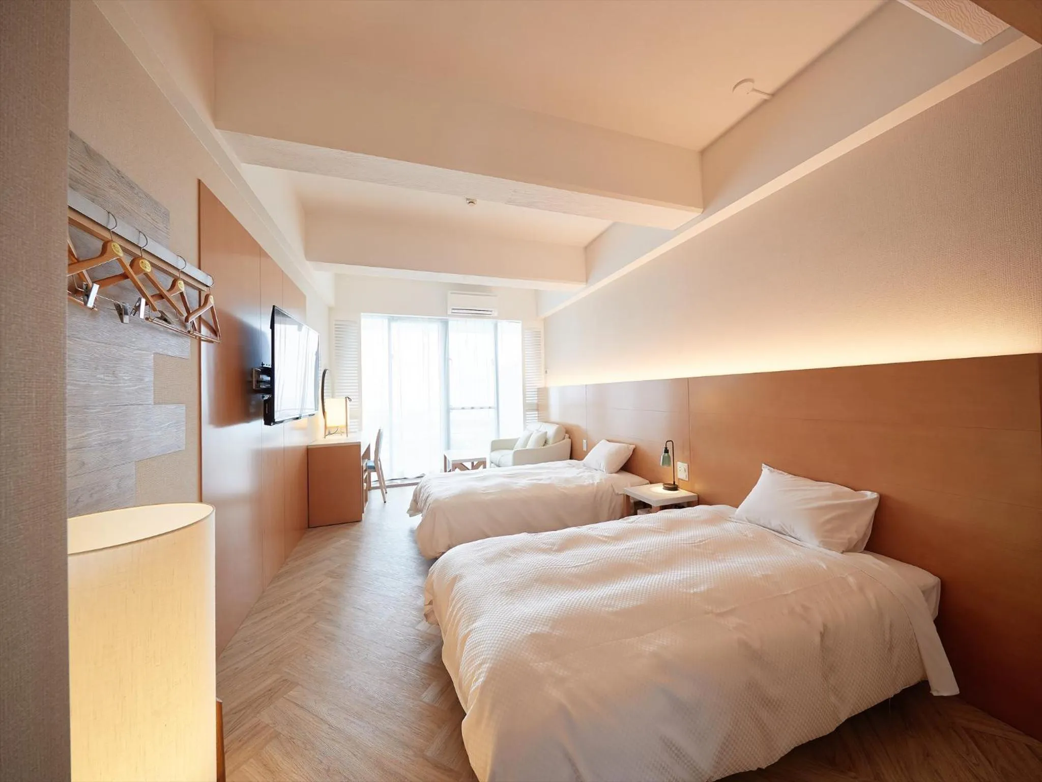 Photo of the whole room, Bed in Palace In Moon Beach