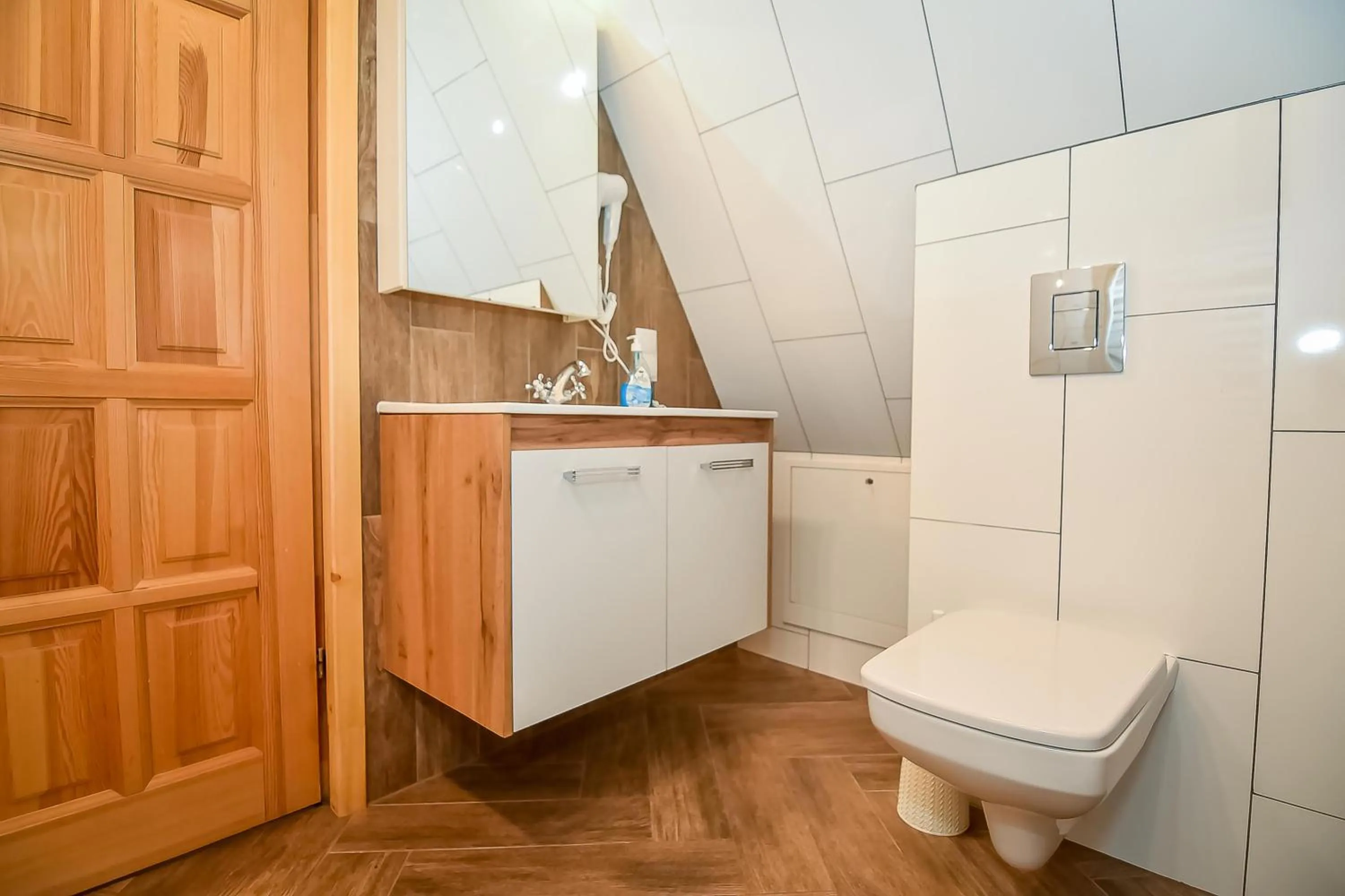 Toilet in Zajazd Teremulka