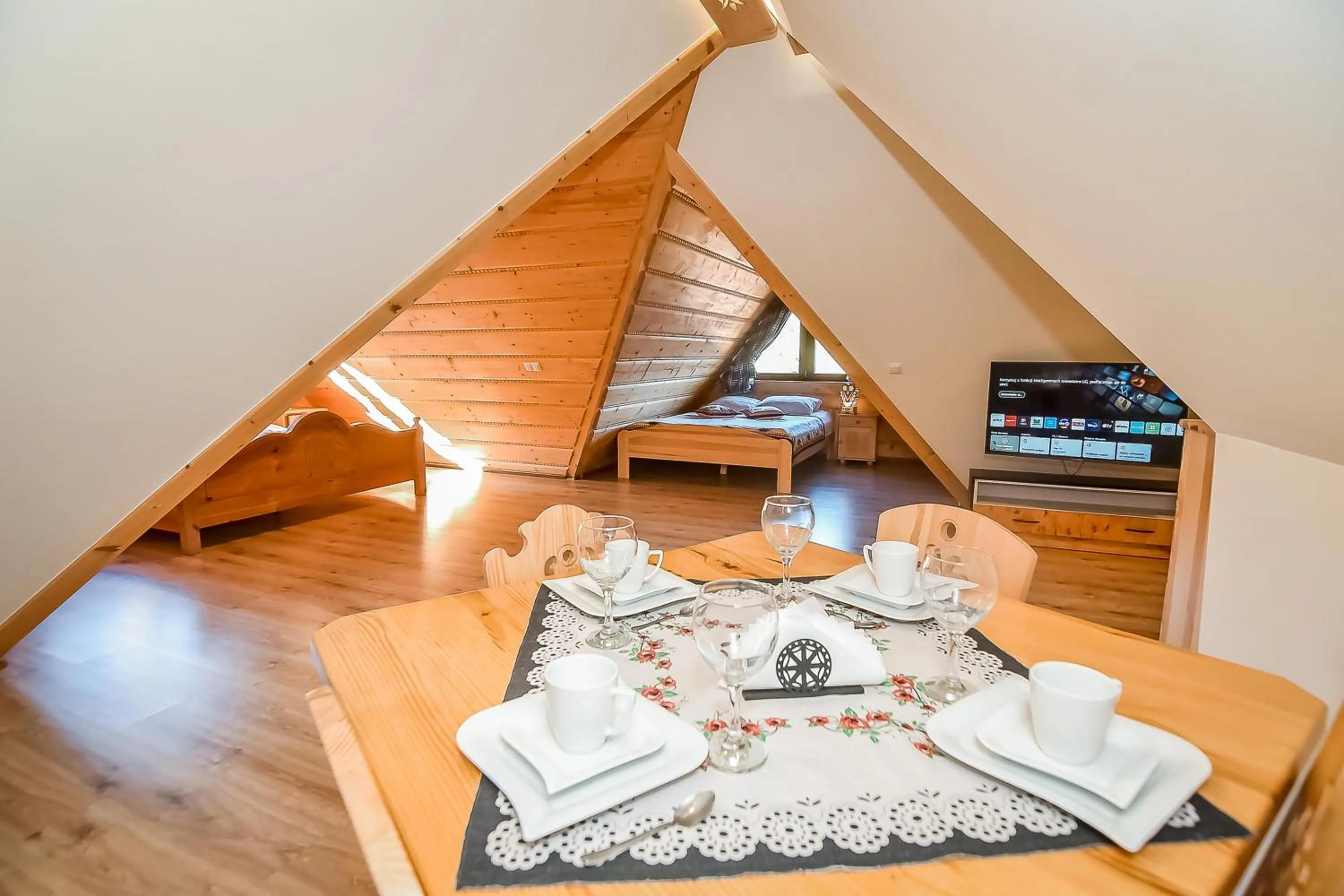 Photo of the whole room, Bed in Zajazd Teremulka