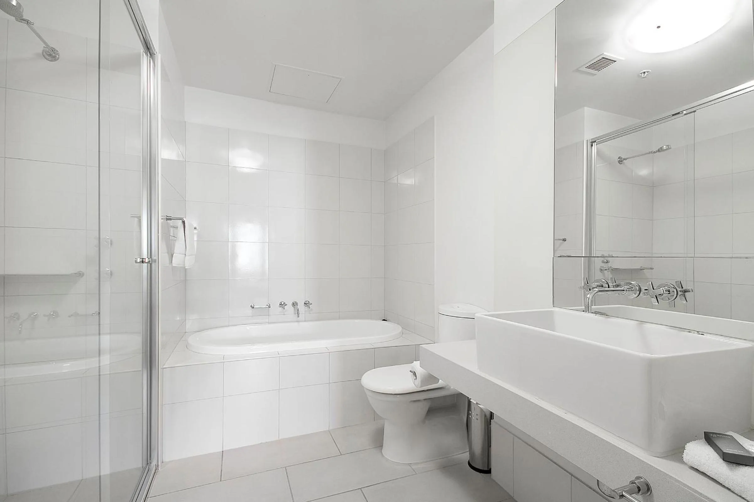 Bathroom in Waterfront Melbourne Apartments