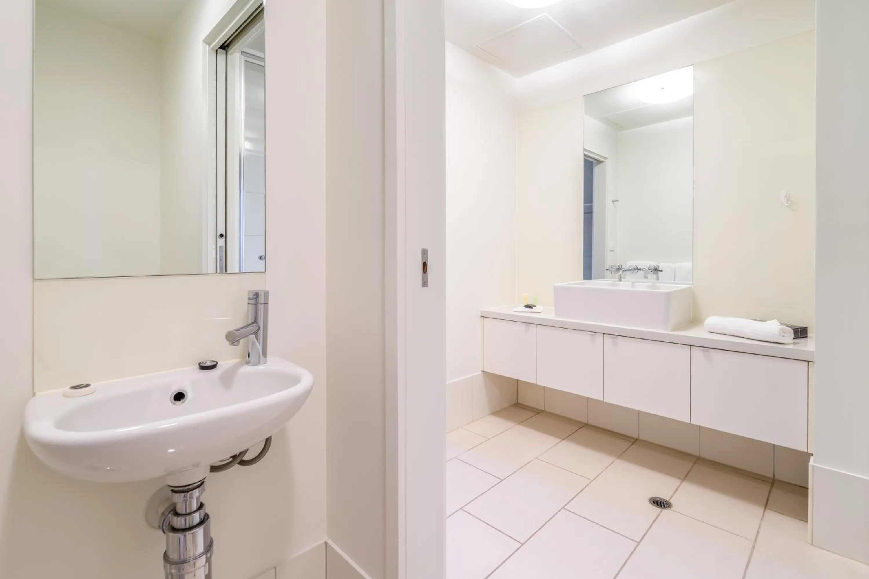 Bathroom in Waterfront Melbourne Apartments