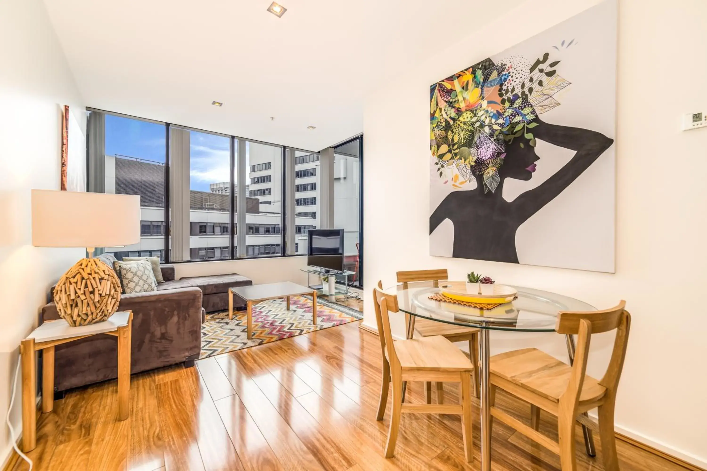 One-Bedroom Apartment in Waterfront Melbourne Apartments One-Bedroom Apartment in Waterfront Melbourne Apartments