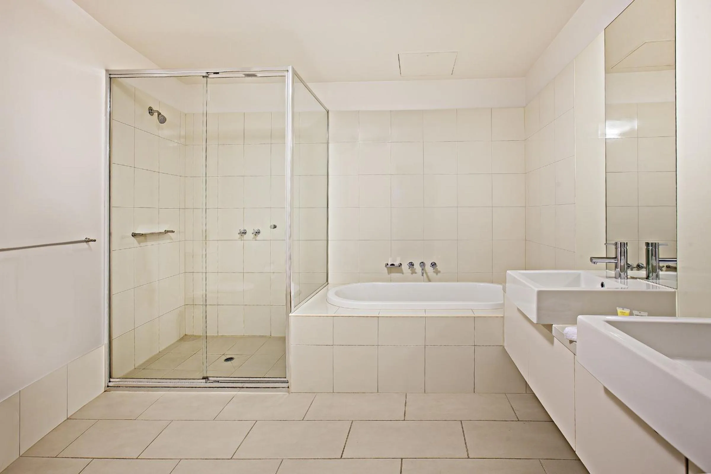 Bathroom in Waterfront Melbourne Apartments