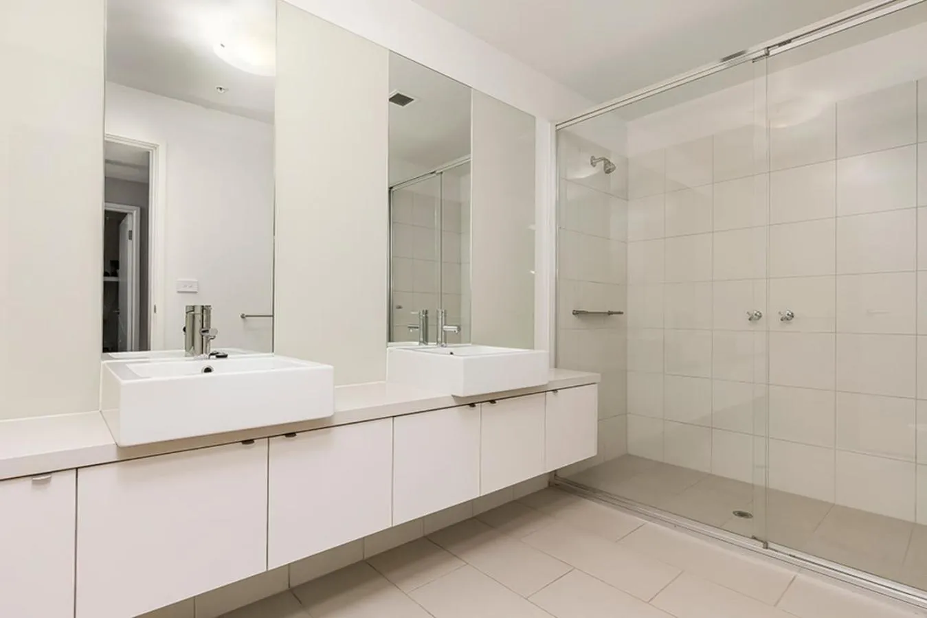 Bathroom in Waterfront Melbourne Apartments