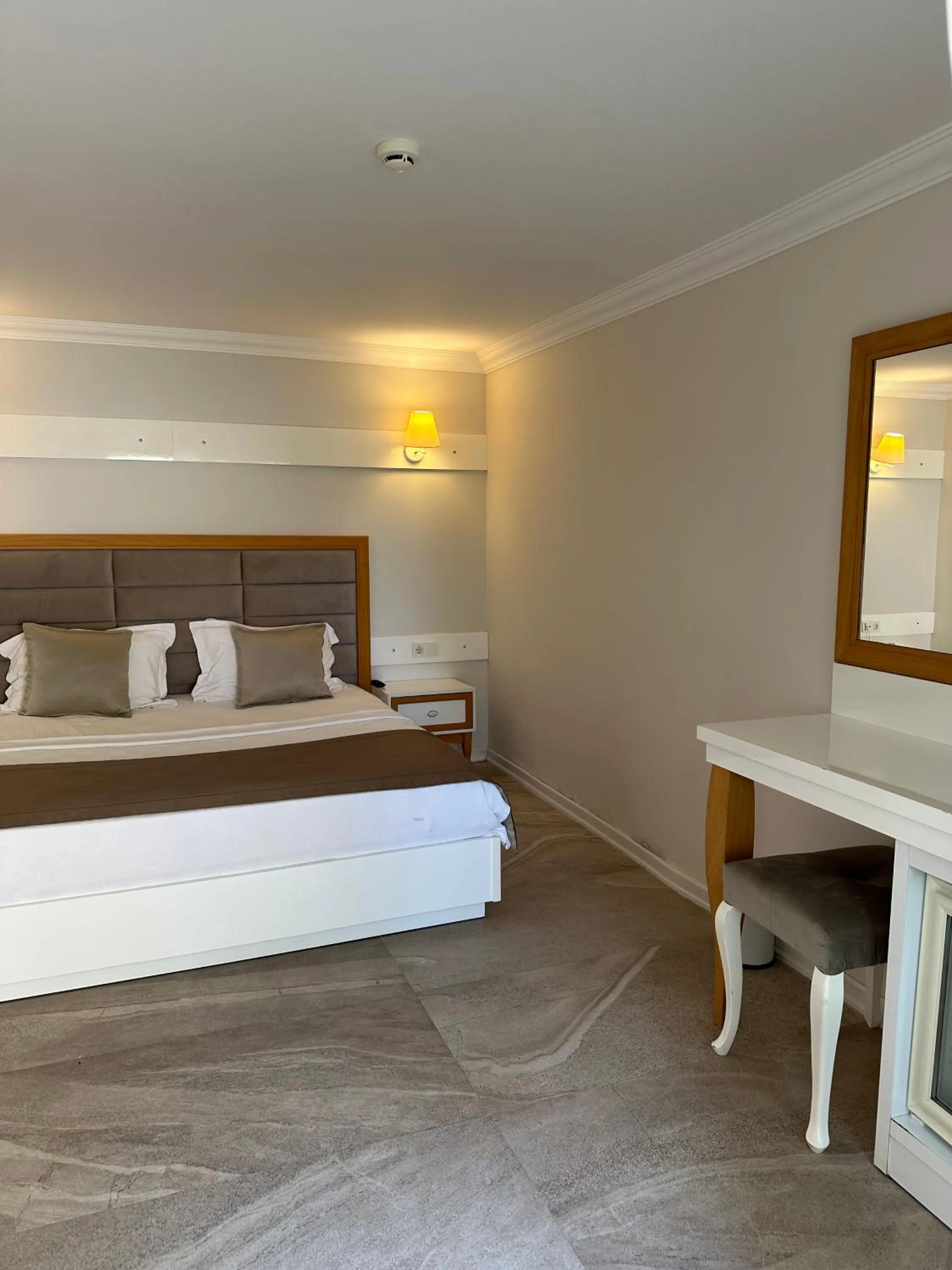 Bed in As Hotel Cesme