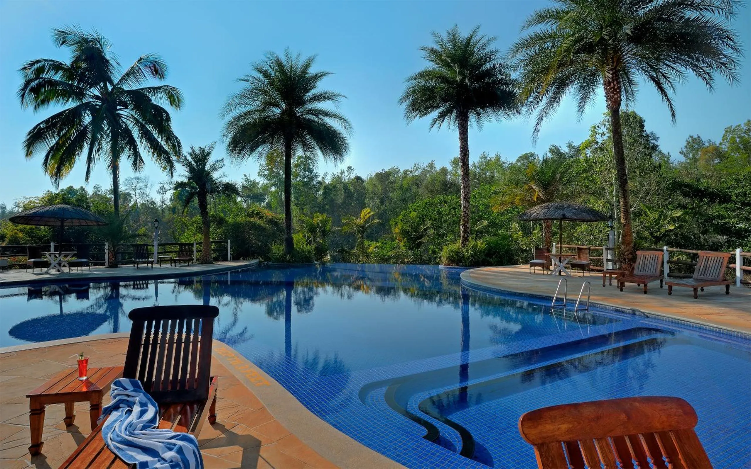 Swimming pool in Evolve Back Coorg