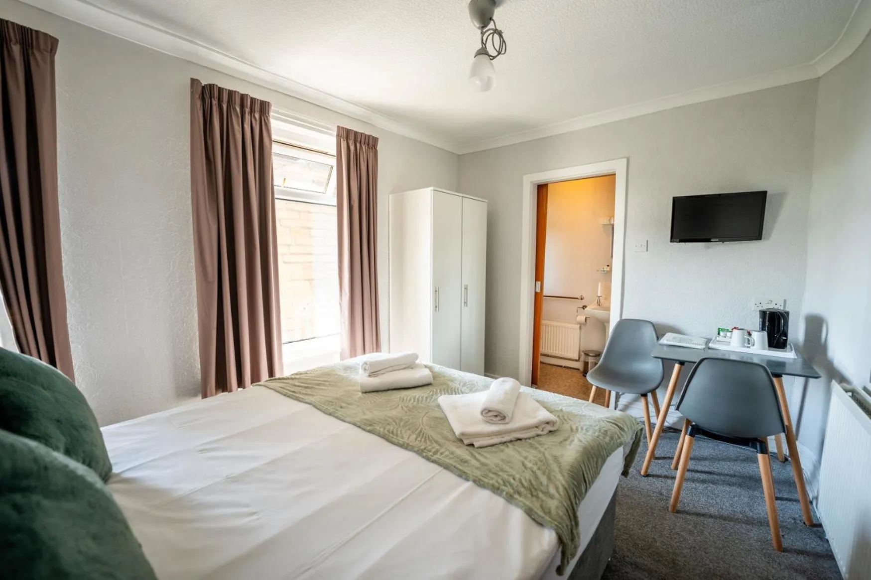 Bedroom, Bed in The Clifton Seafront Hotel